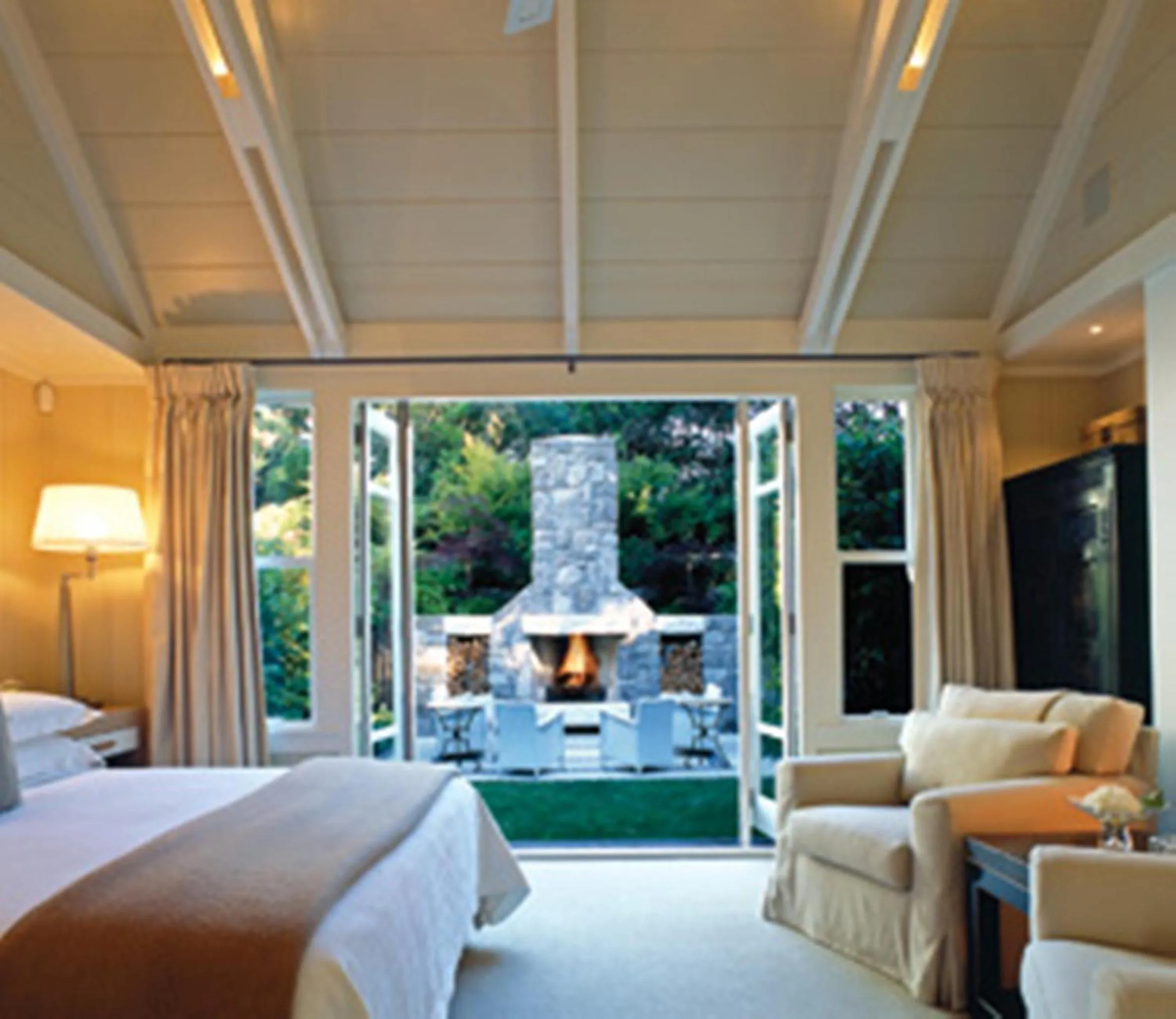 Photo of the whole room, Bed in Huka Lodge