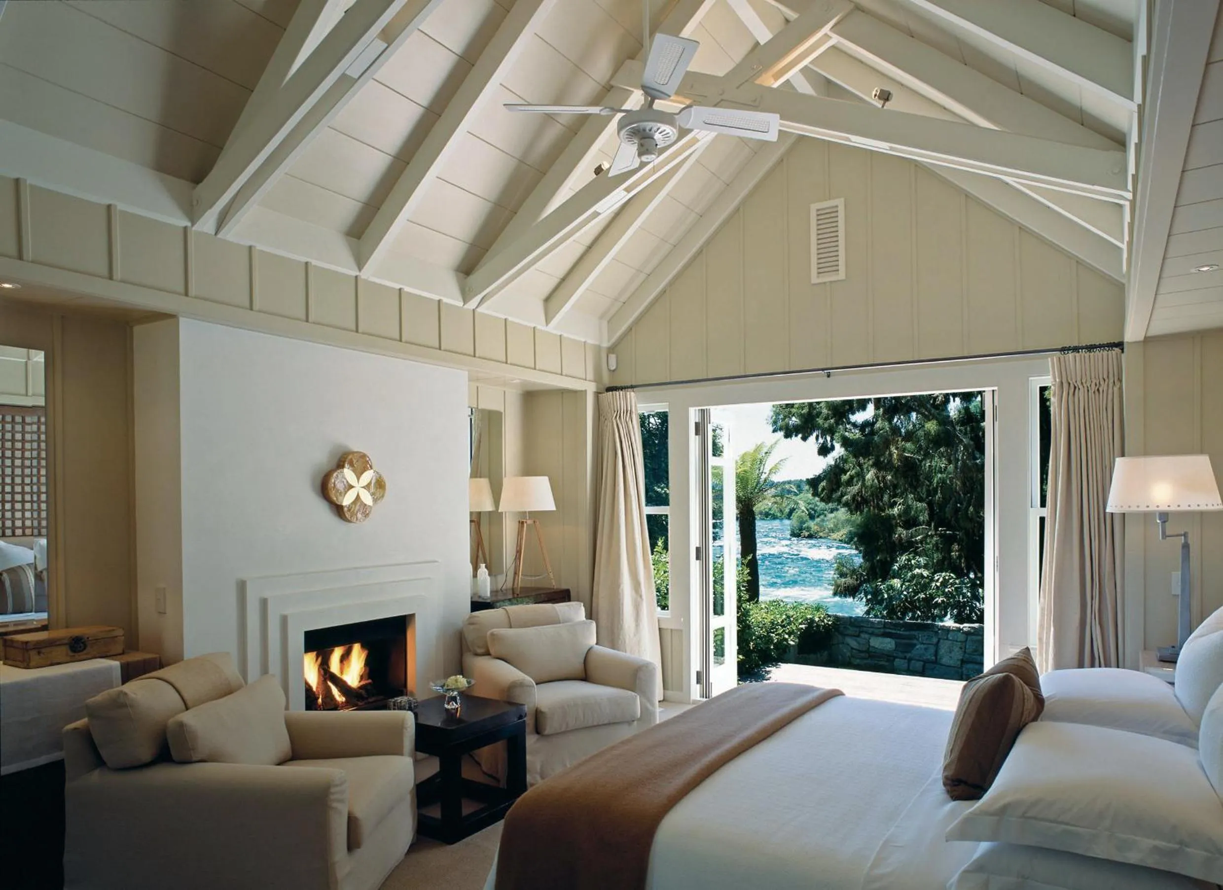 Bed in Huka Lodge