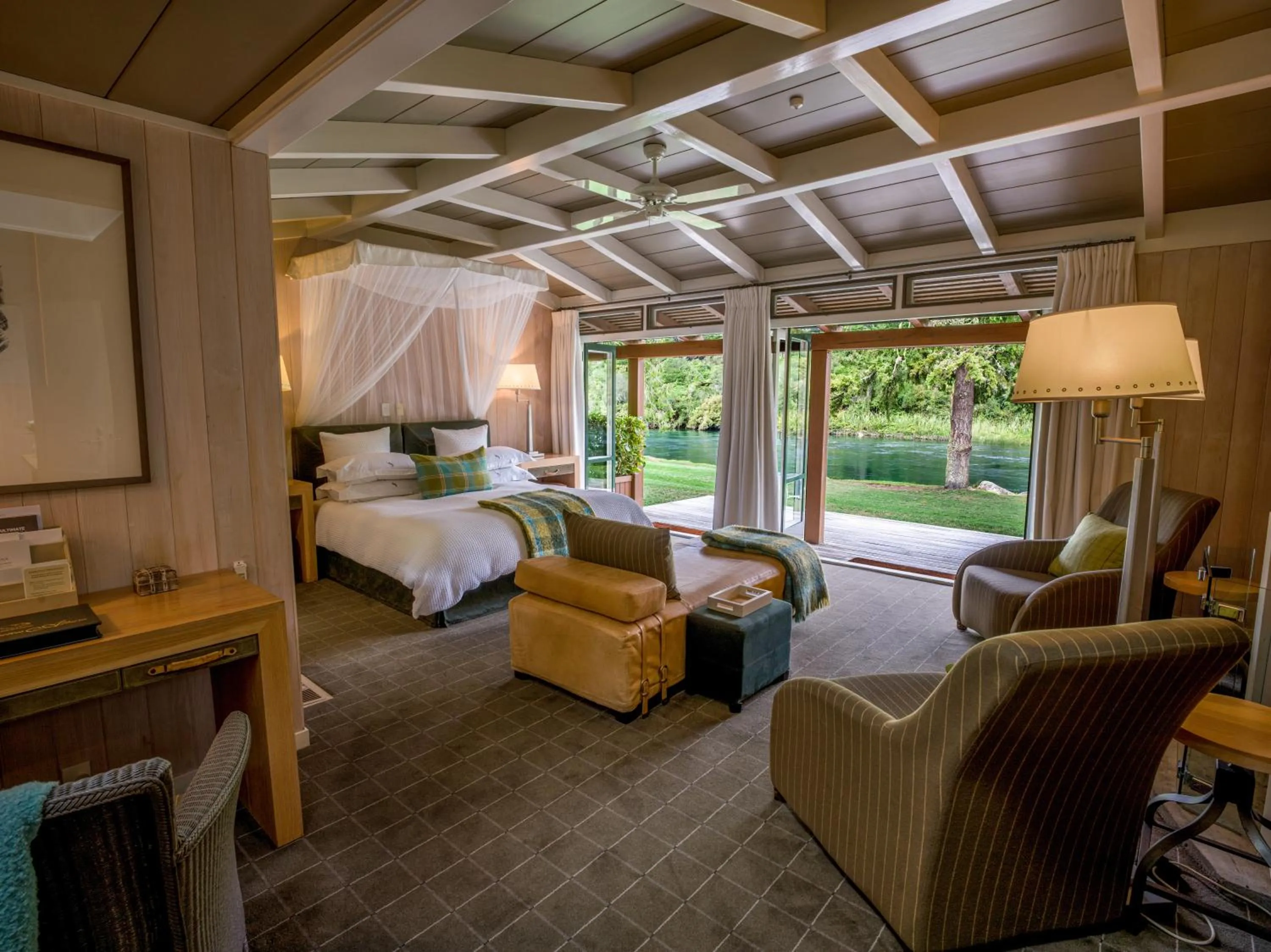 Bed in Huka Lodge