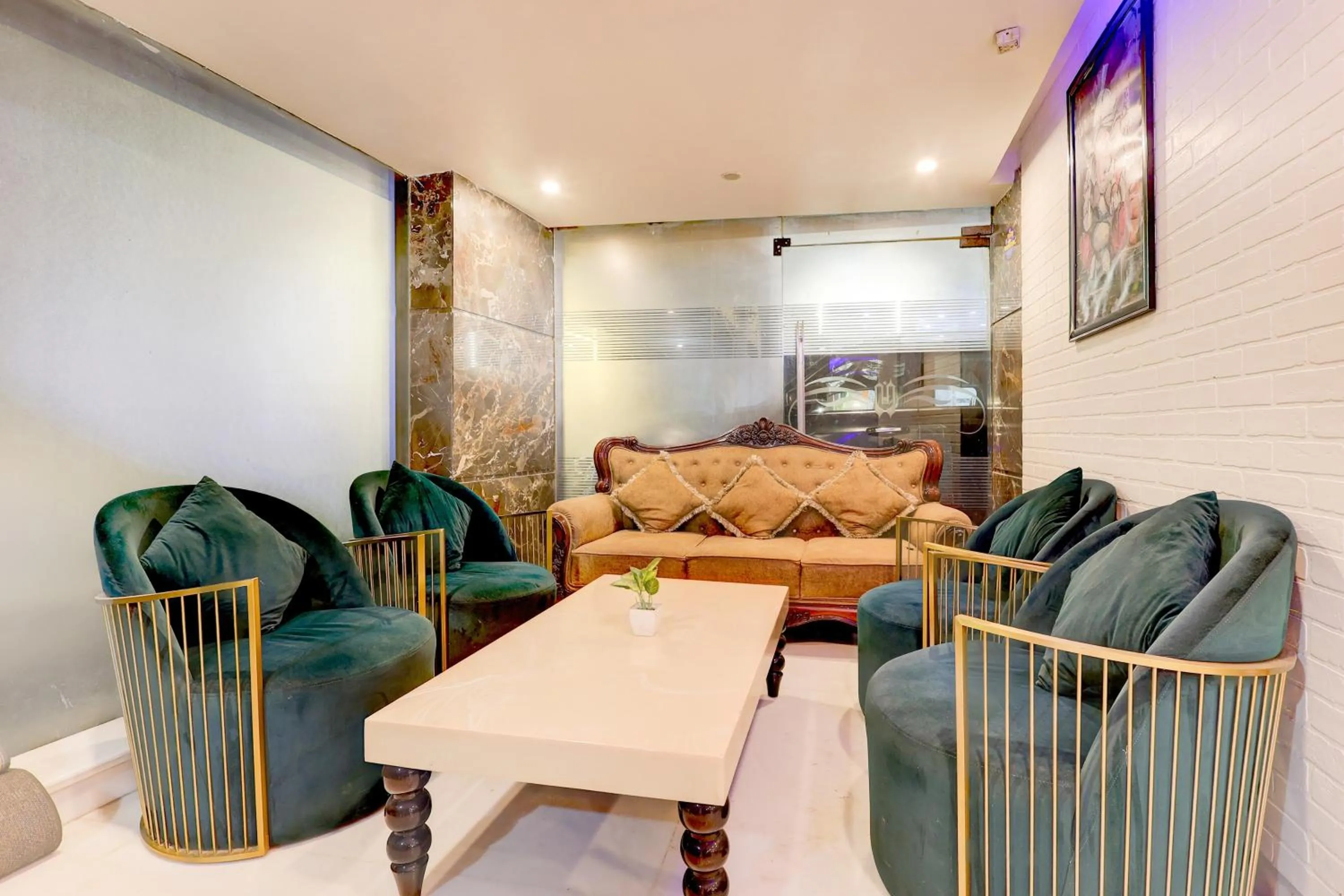 Lobby or reception in Super Townhouse Oak New Delhi Central Railway Junction Formerly Uppal International