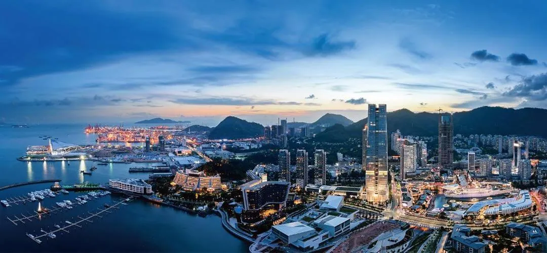 Nearby landmark in 6號花園別墅酒店 Shenzhen No'6 Garden Villa --French Window with garden view,Close to Sea World &Shekou Ferry Port &K11 Ecoast &Subway Nearby ,Offer Western food and coffee &English speaking with tour services