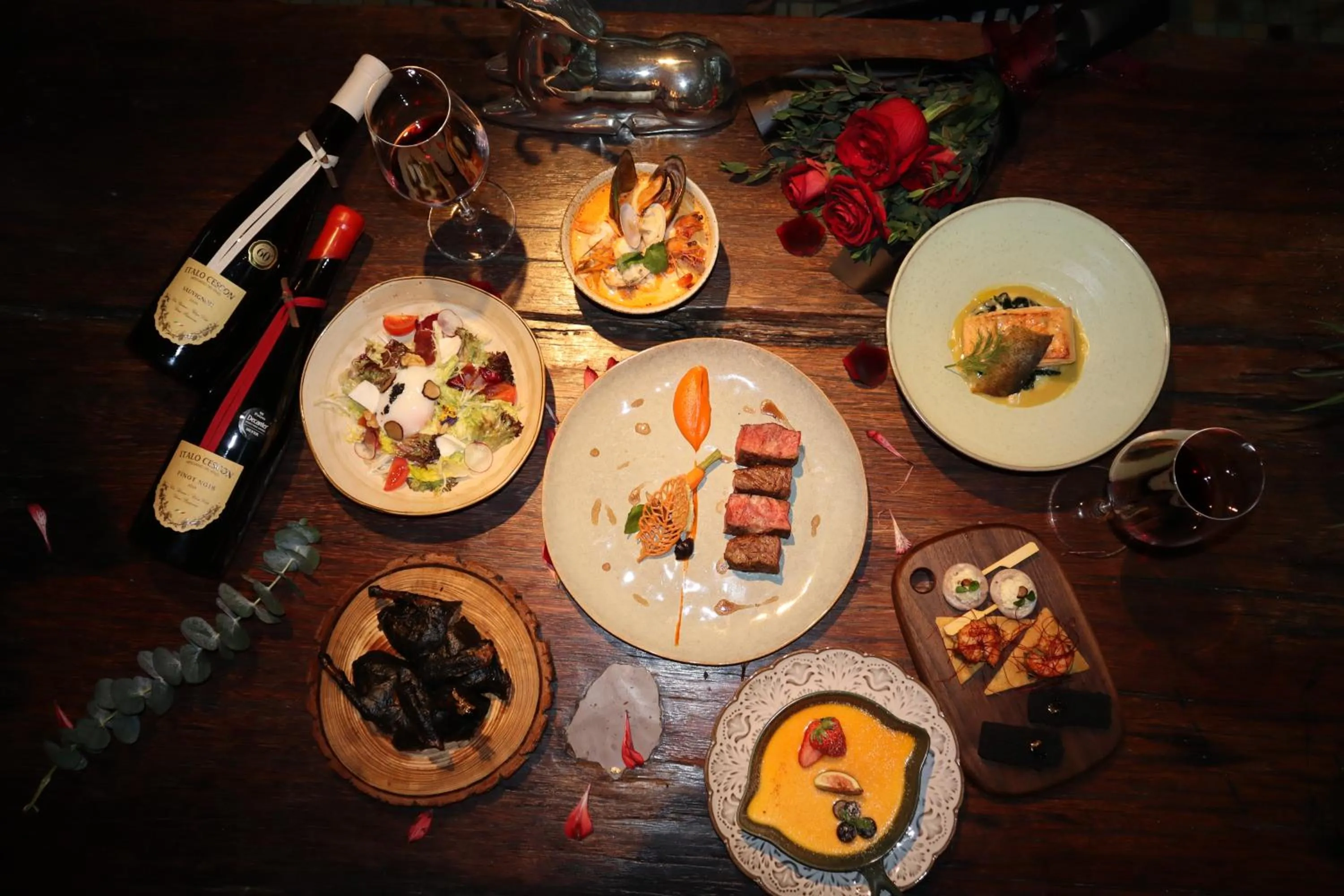 Food in 6號花園別墅酒店 Shenzhen No'6 Garden Villa --French Window with garden view,Close to Sea World &Shekou Ferry Port &K11 Ecoast &Subway Nearby ,Offer Western food and coffee &English speaking with tour services