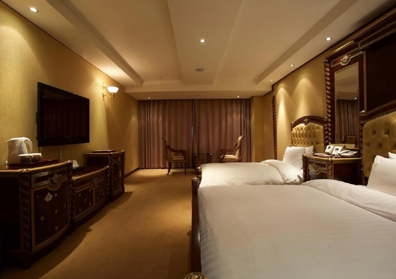 TV and multimedia, Bed in The Koryo Hotel