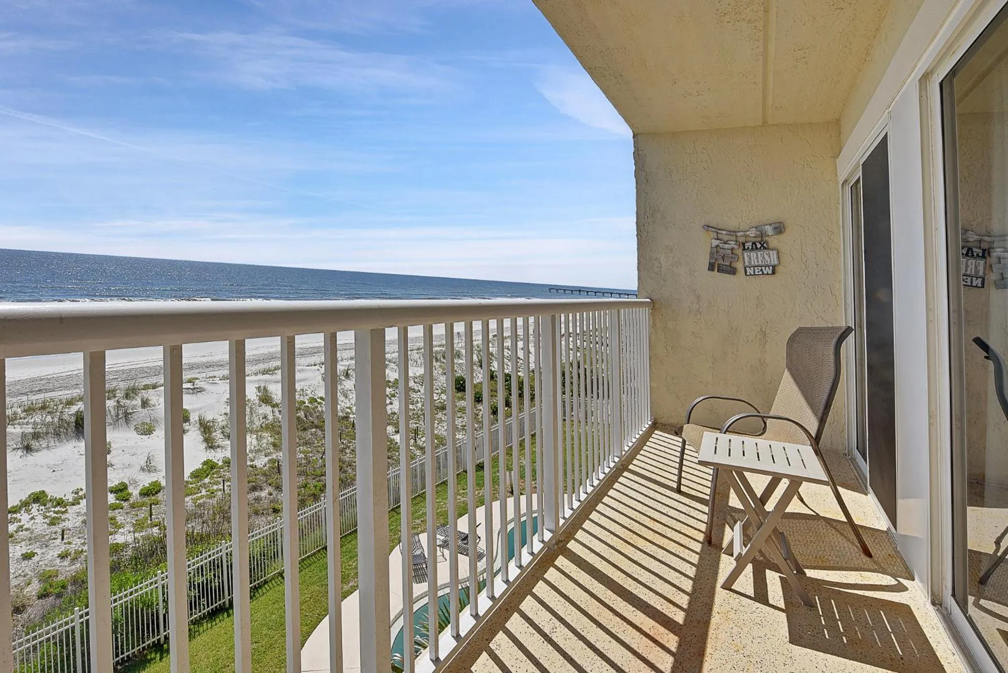 Property building in Jacksonville Beachdrifter 406