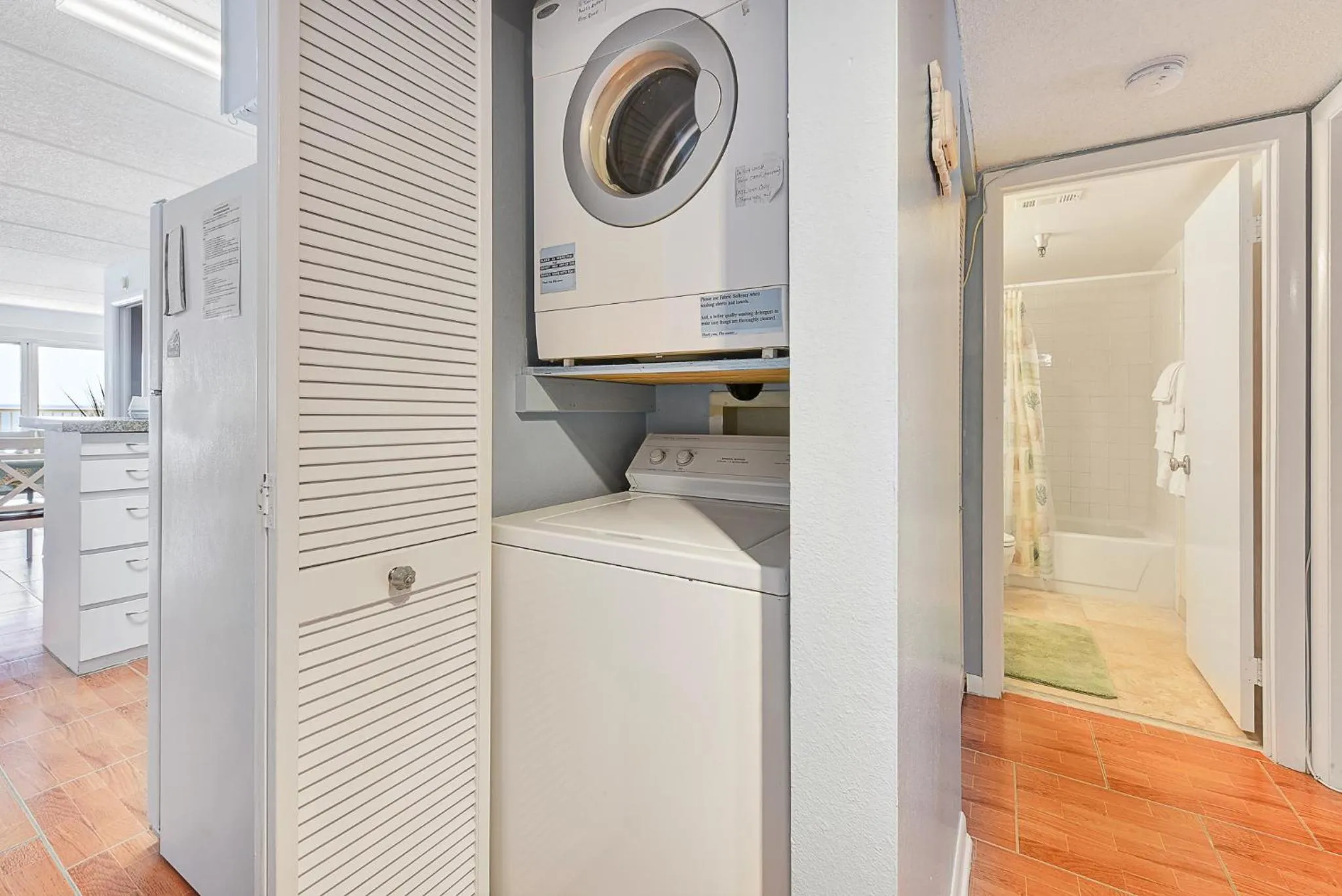 Kitchen or kitchenette in Jacksonville Beachdrifter 406