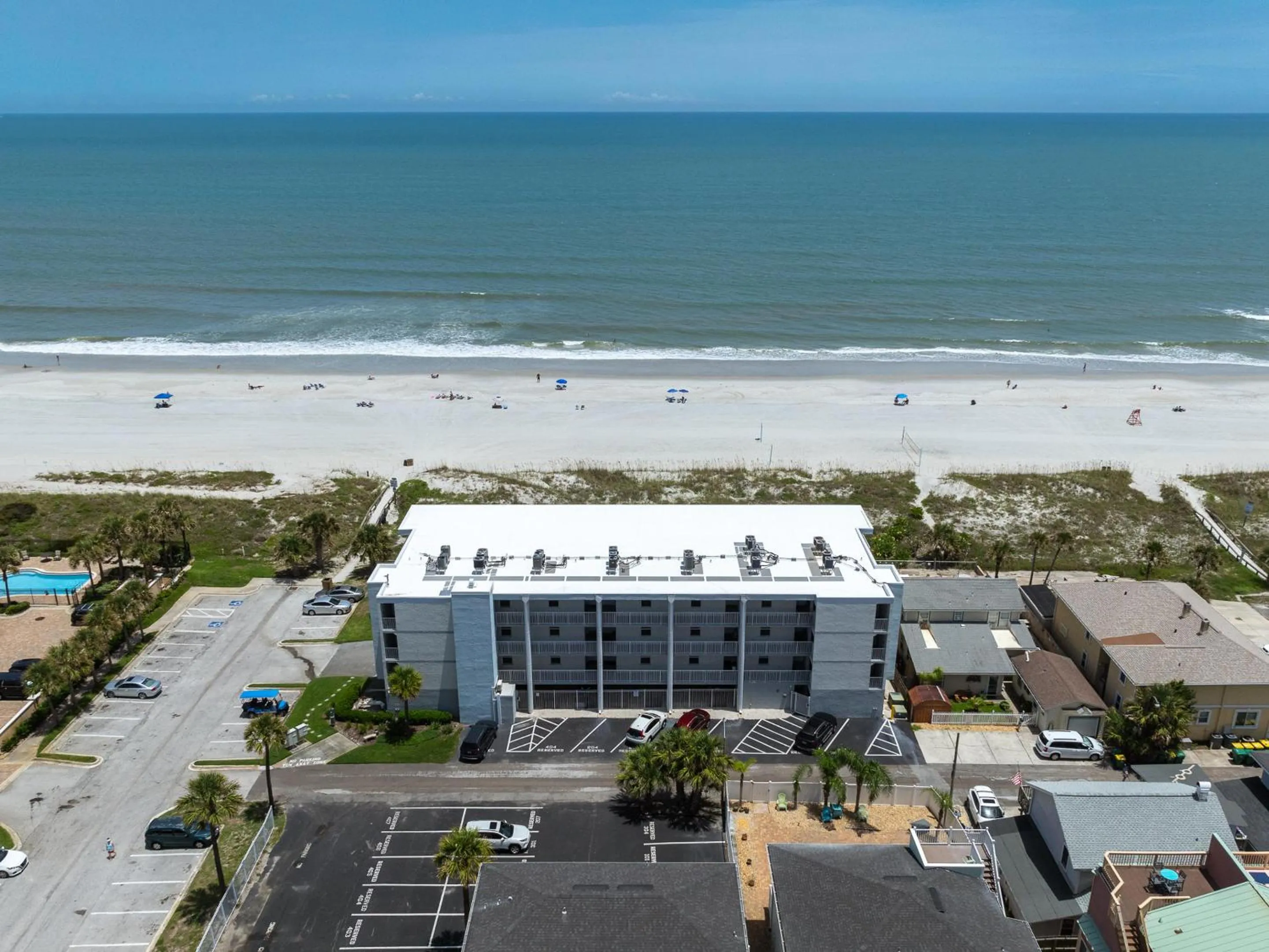 Property building in Jacksonville Beachdrifter 406