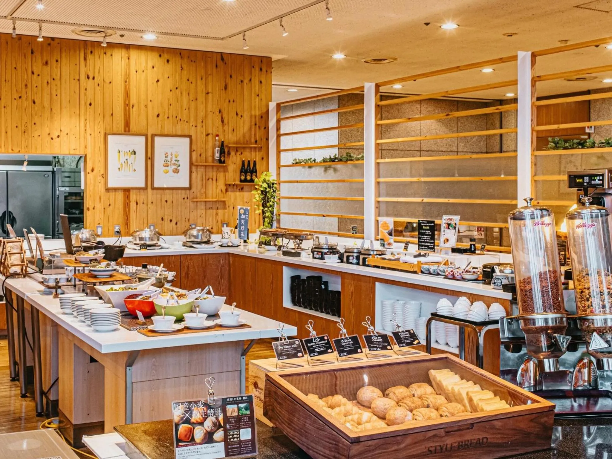 Food and drinks in Kanazawa Kokusai Hotel