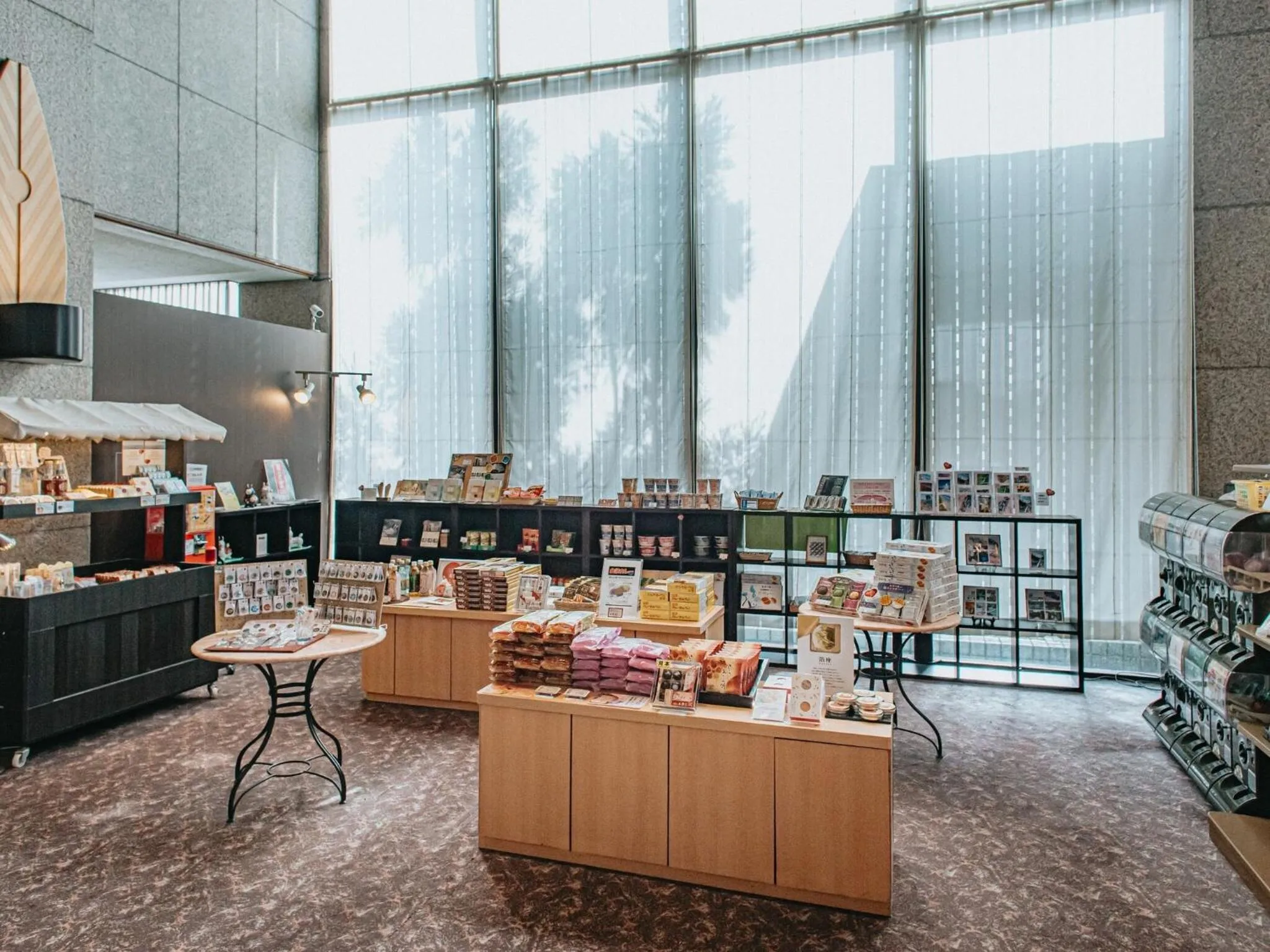 Area and facilities in Kanazawa Kokusai Hotel