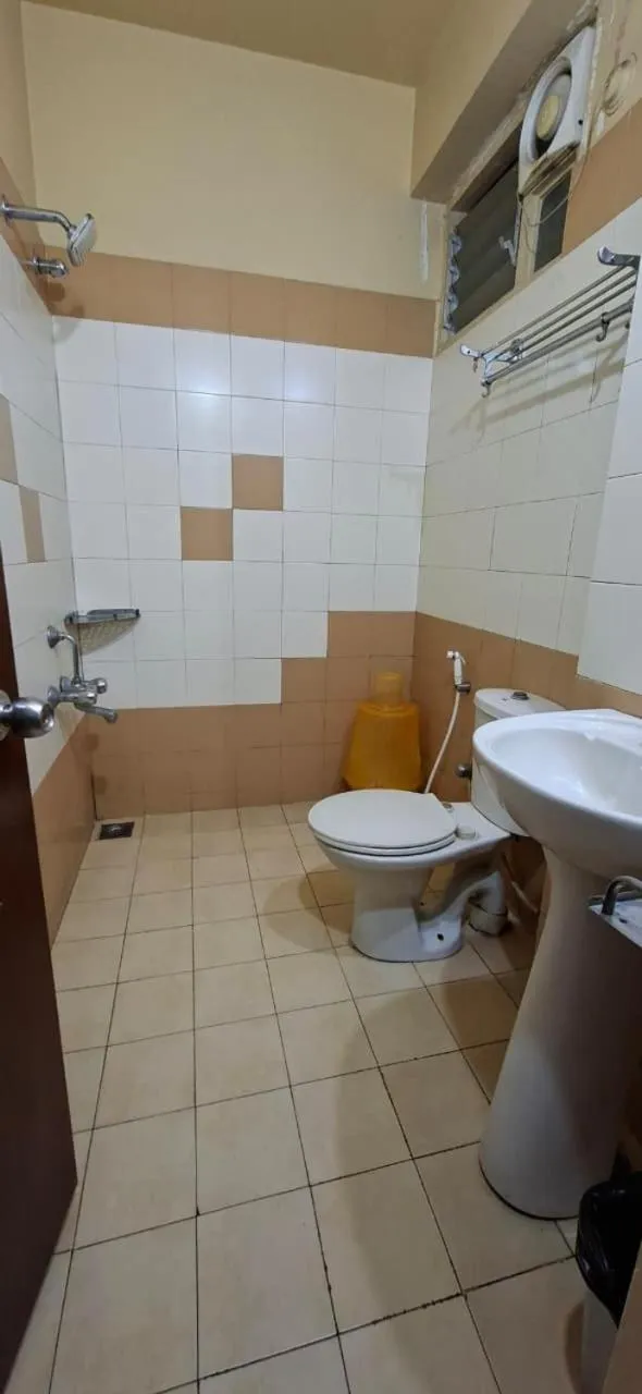 Bathroom in Kingston Palace