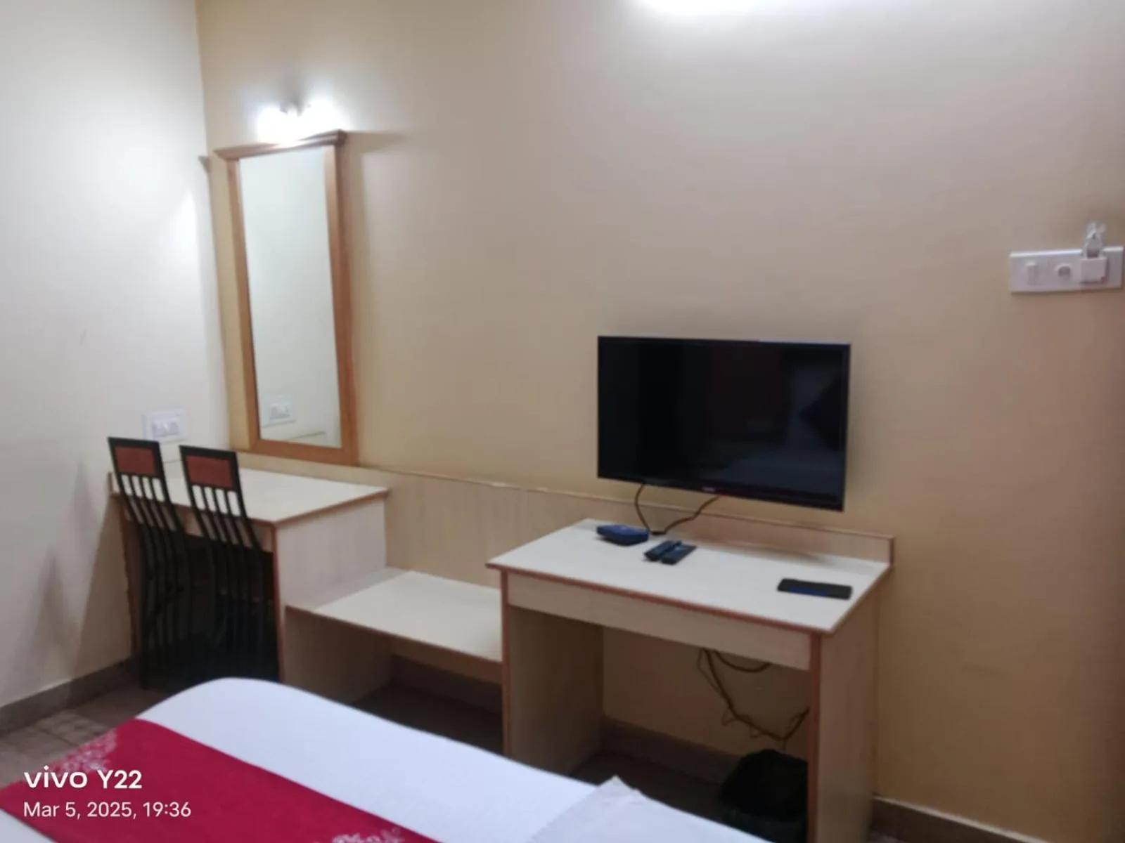 Bed in Kingston Palace