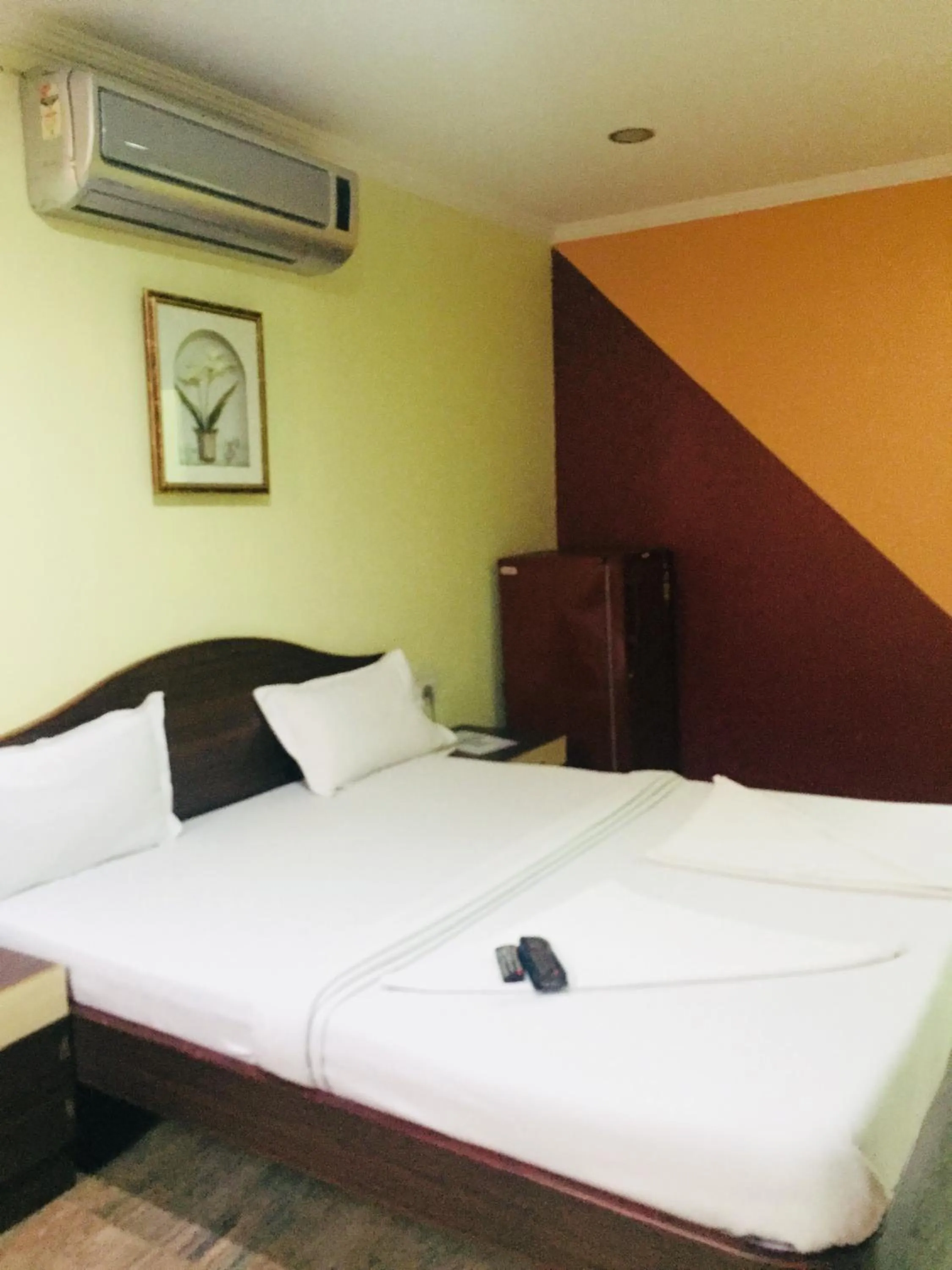 Bedroom, Bed in Kingston Palace