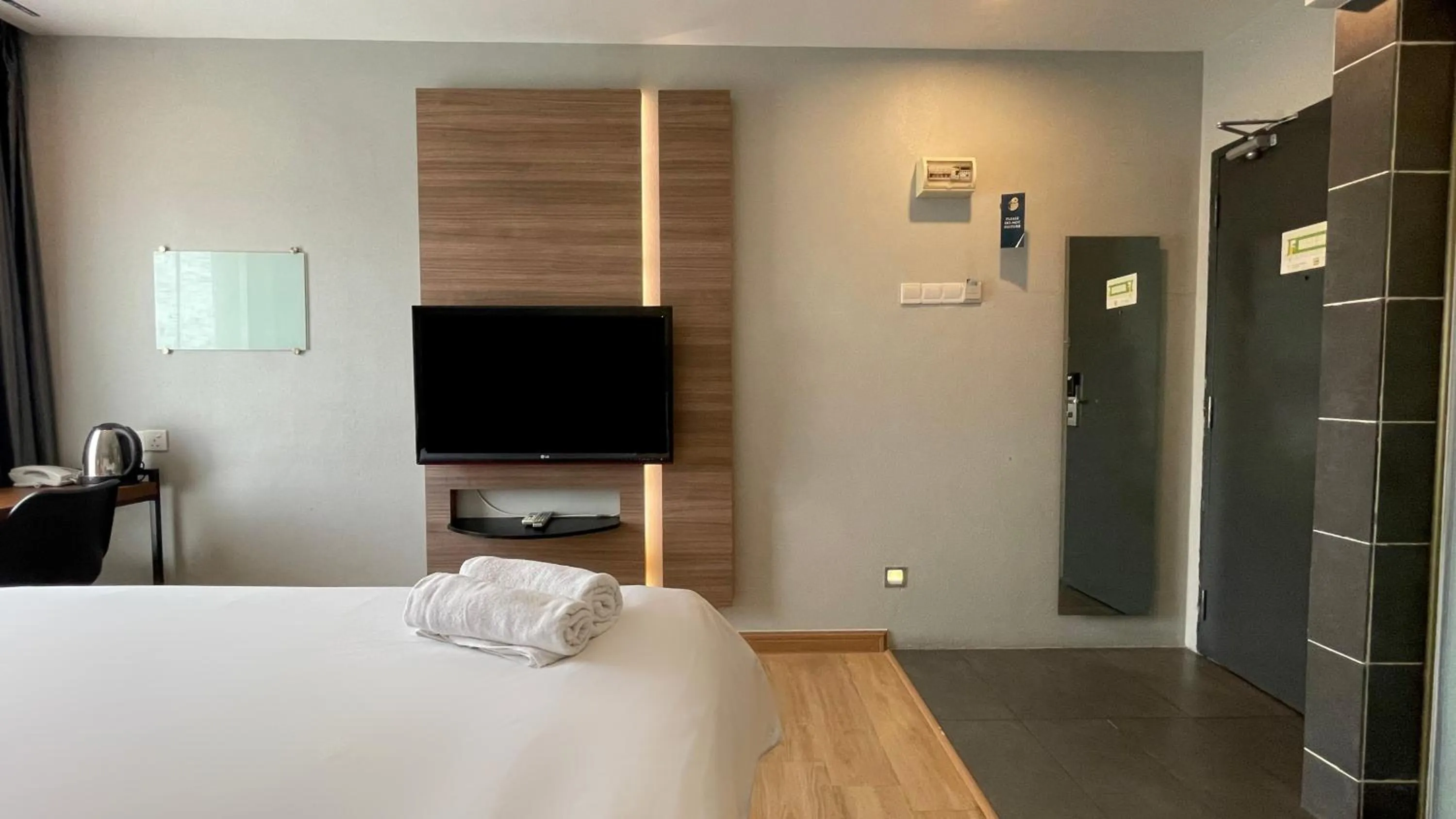 Bed in The Leverage Business Hotel - Rawang