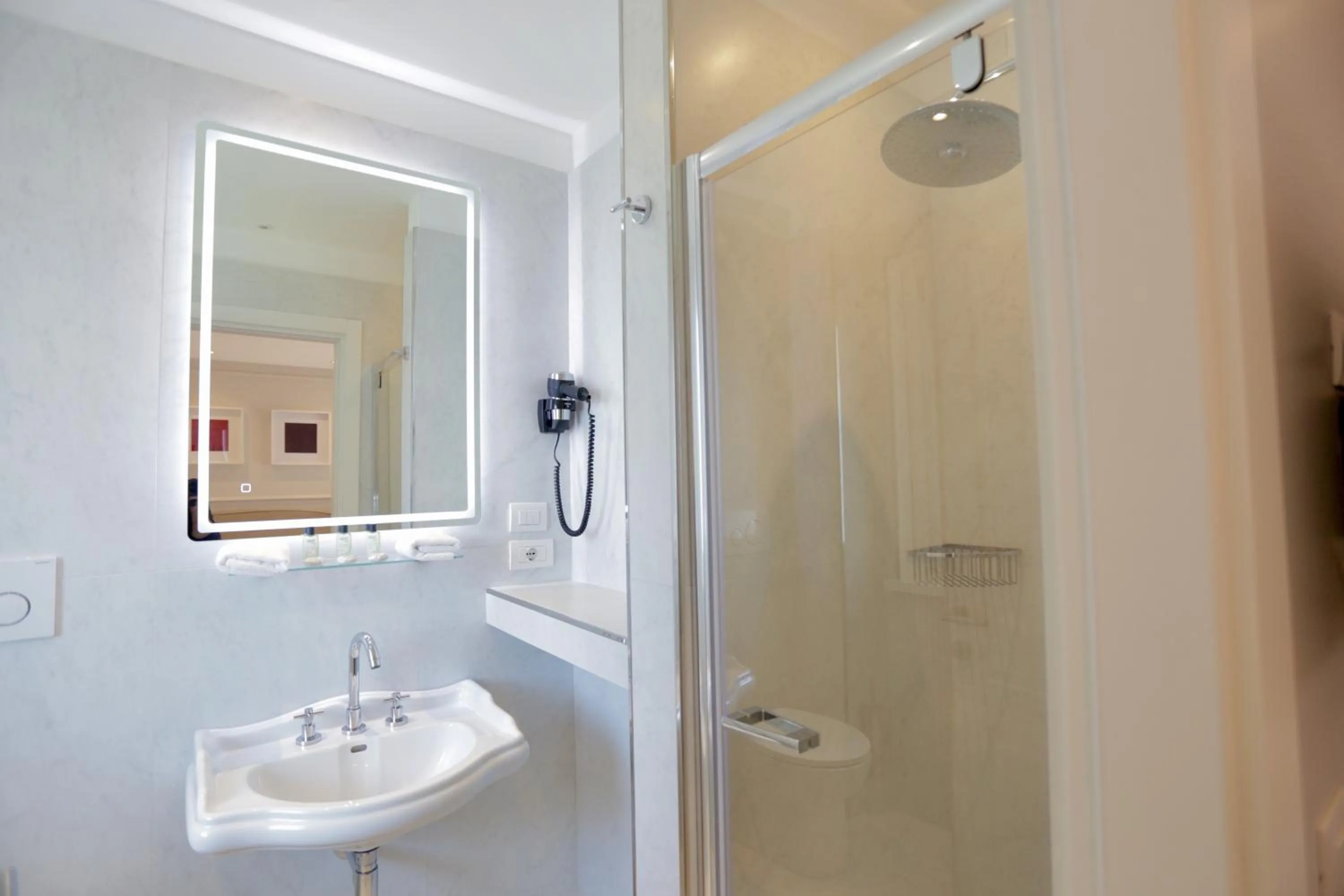 Bathroom in La Villetta Suite