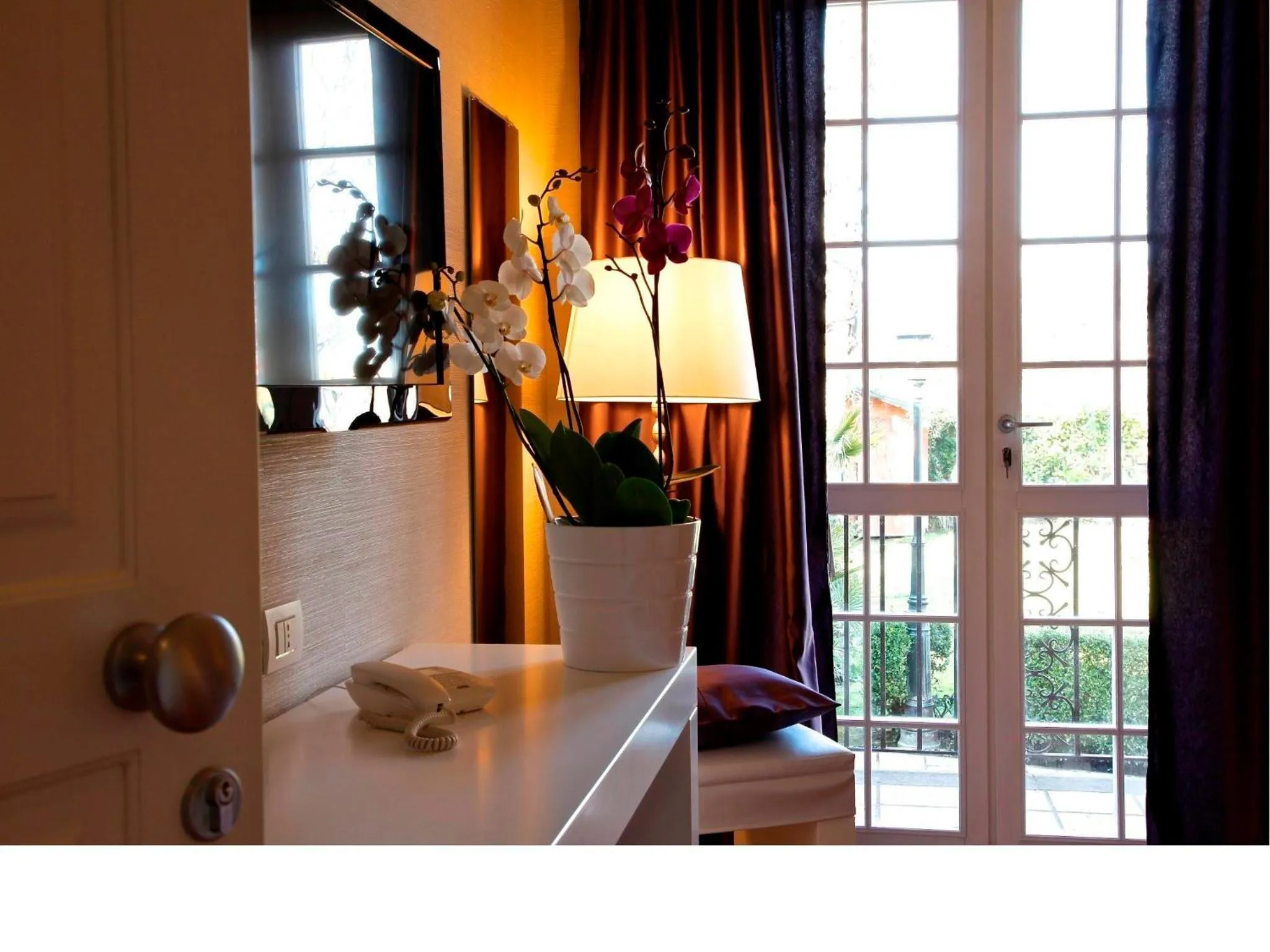 TV and multimedia in La Villetta Suite