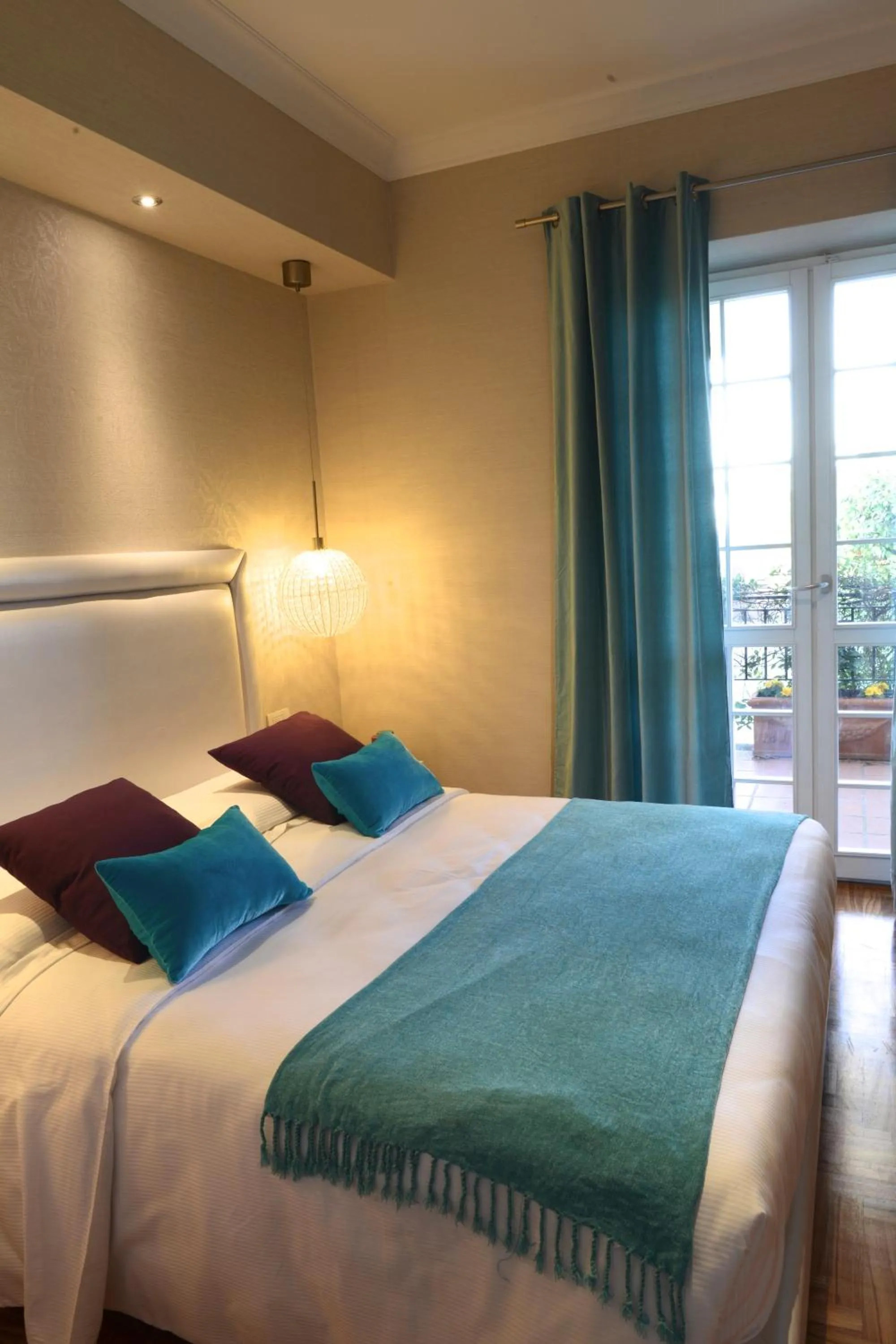 Bed in La Villetta Suite