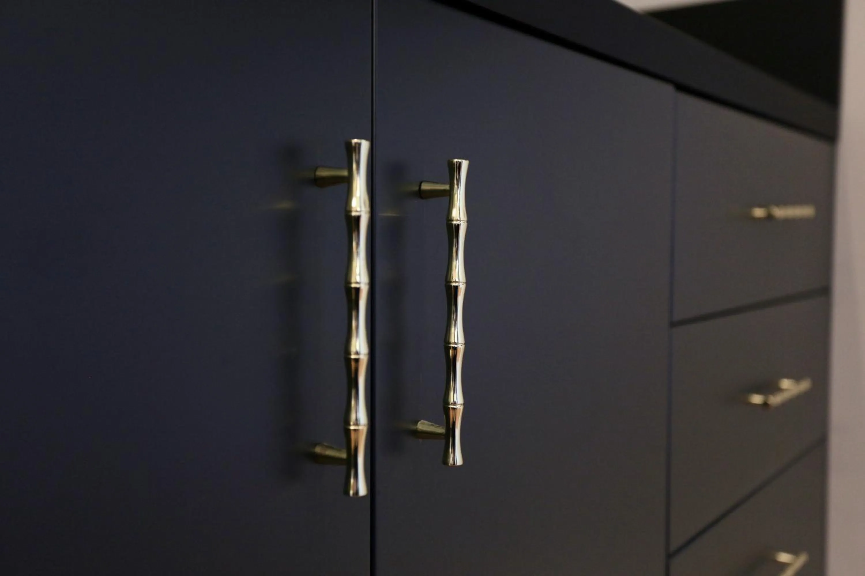 hair dresser in La Villetta Suite