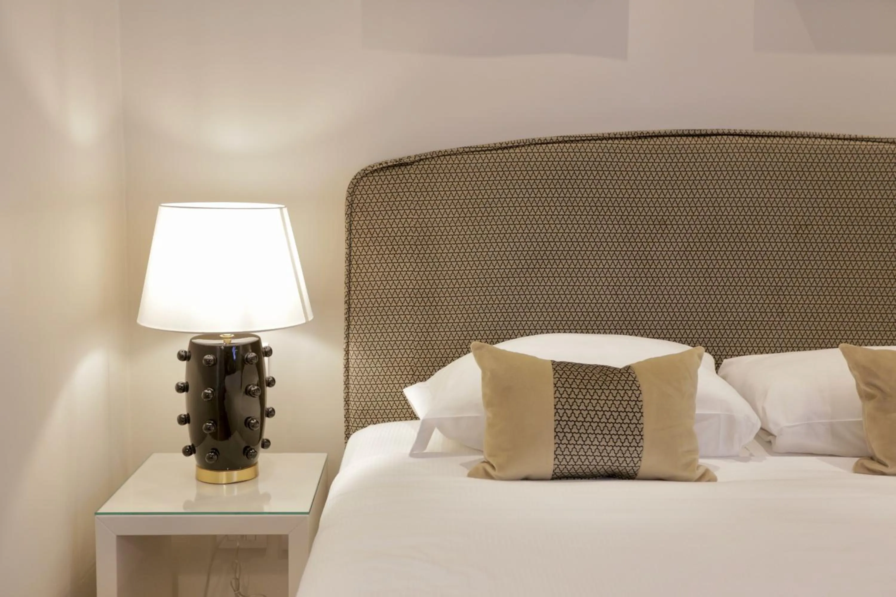 Bed in La Villetta Suite