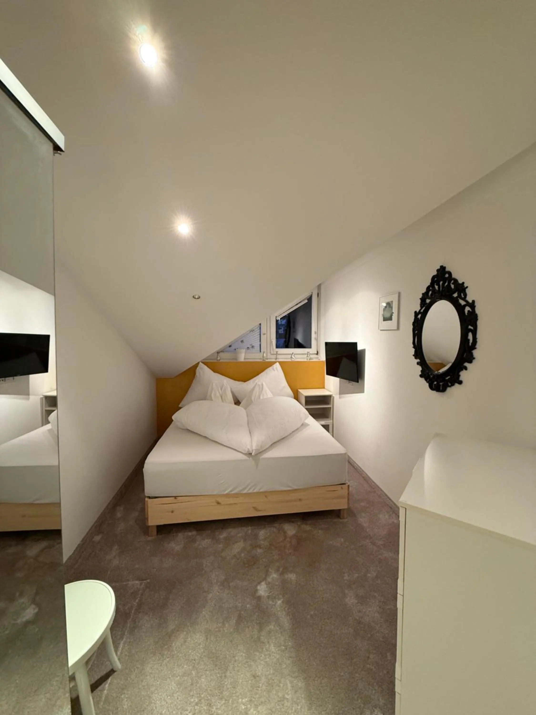 Bed in Hotel Universo