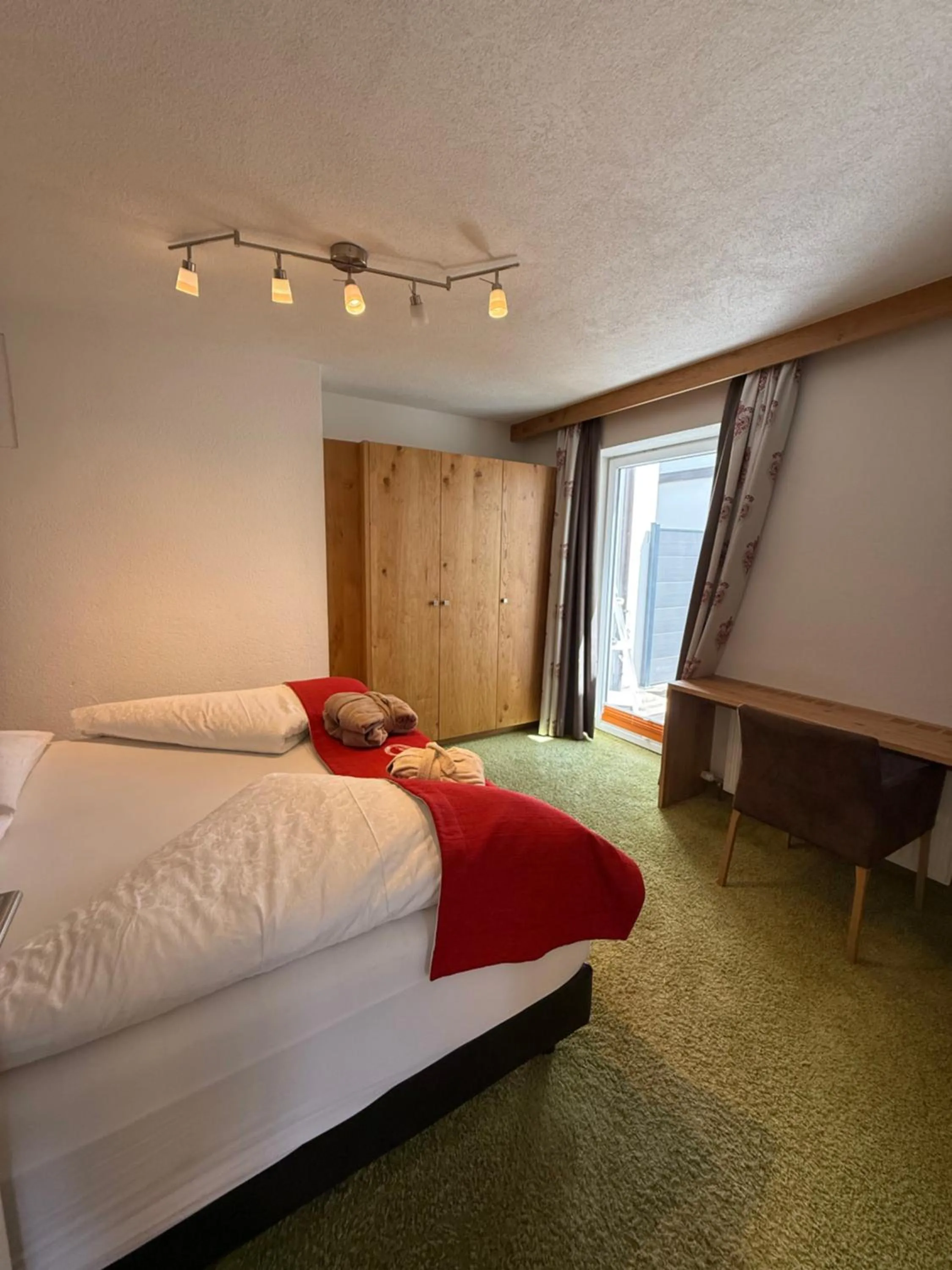 Bed in Hotel Universo