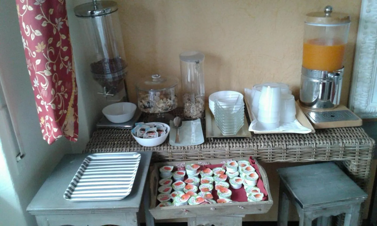 Breakfast in Hotel Gabbiano