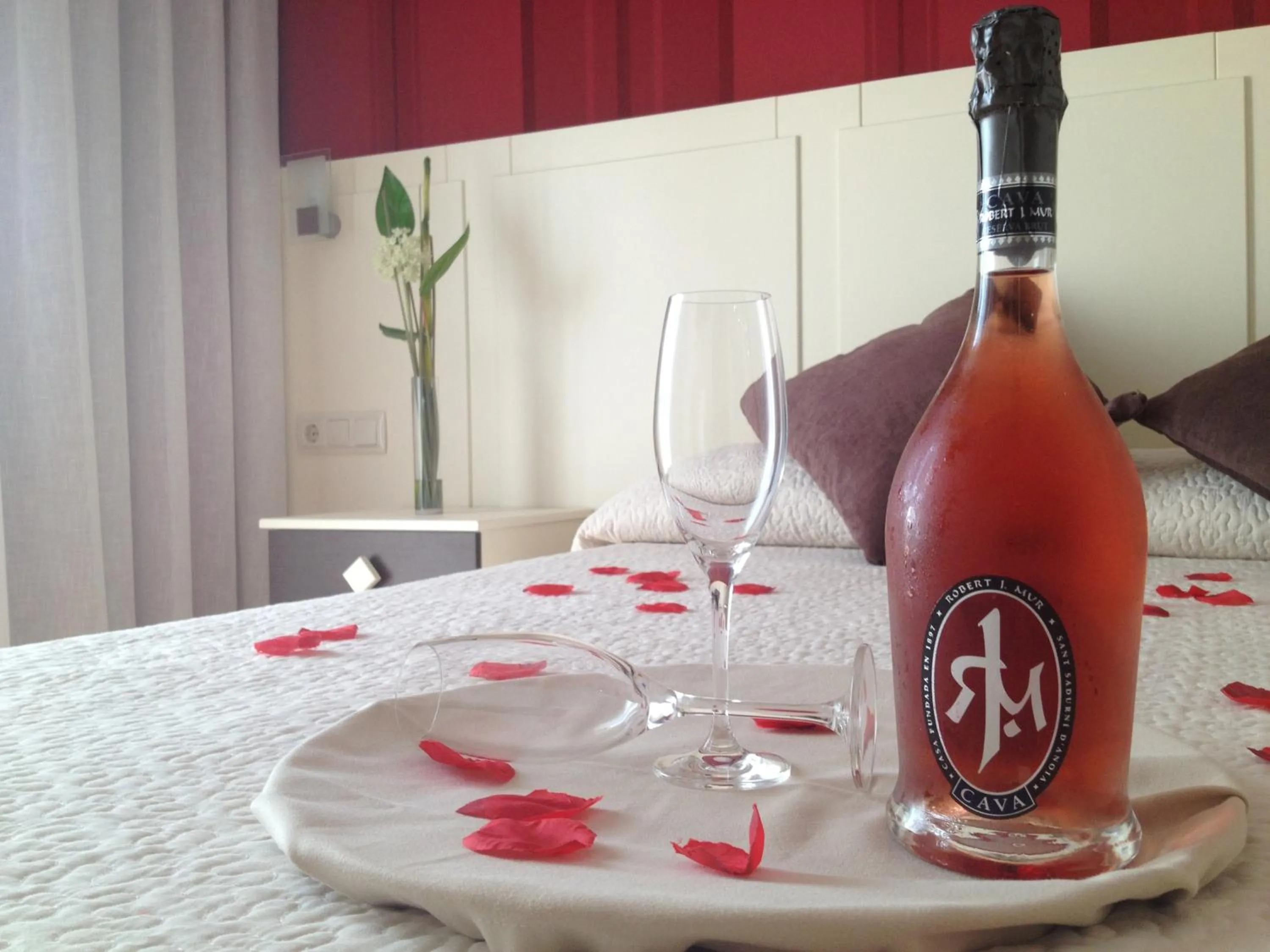 Photo of the whole room in Hotel La Bastida