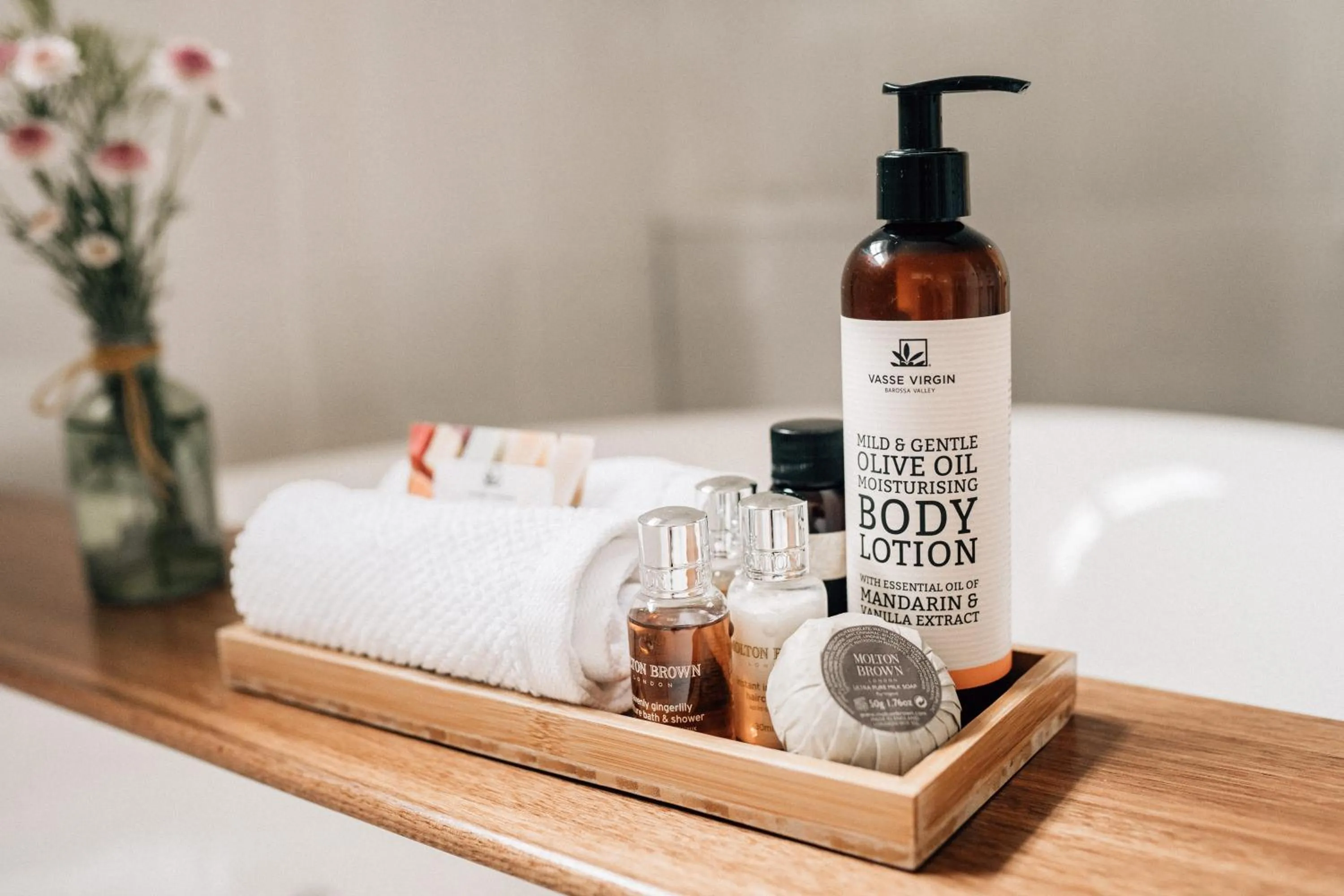 Tomfoolery Winemaker's Cottage Barossa Valley