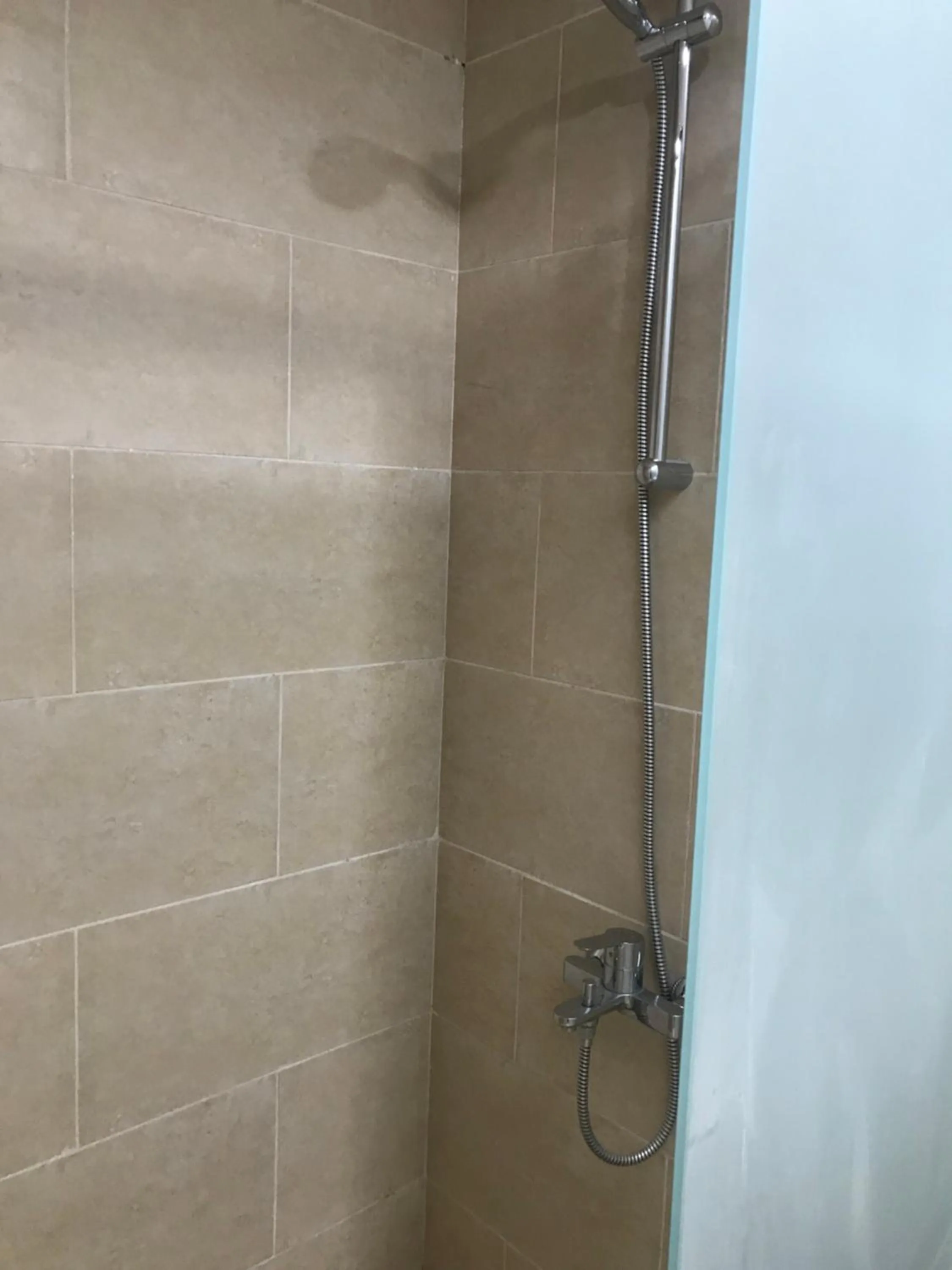 Shower in AlDau Heights Apartments