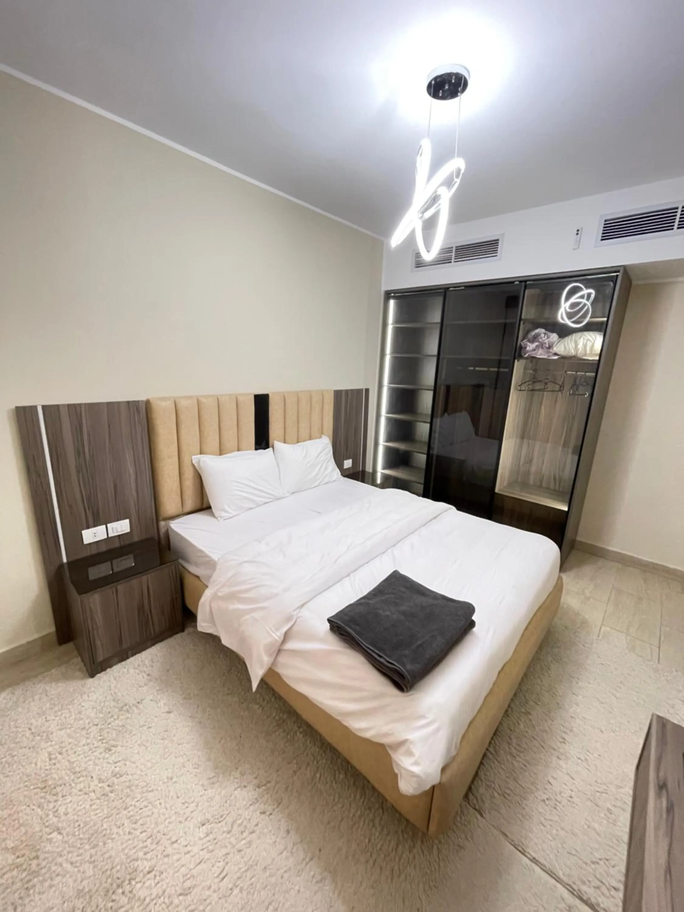 Bed in AlDau Heights Apartments