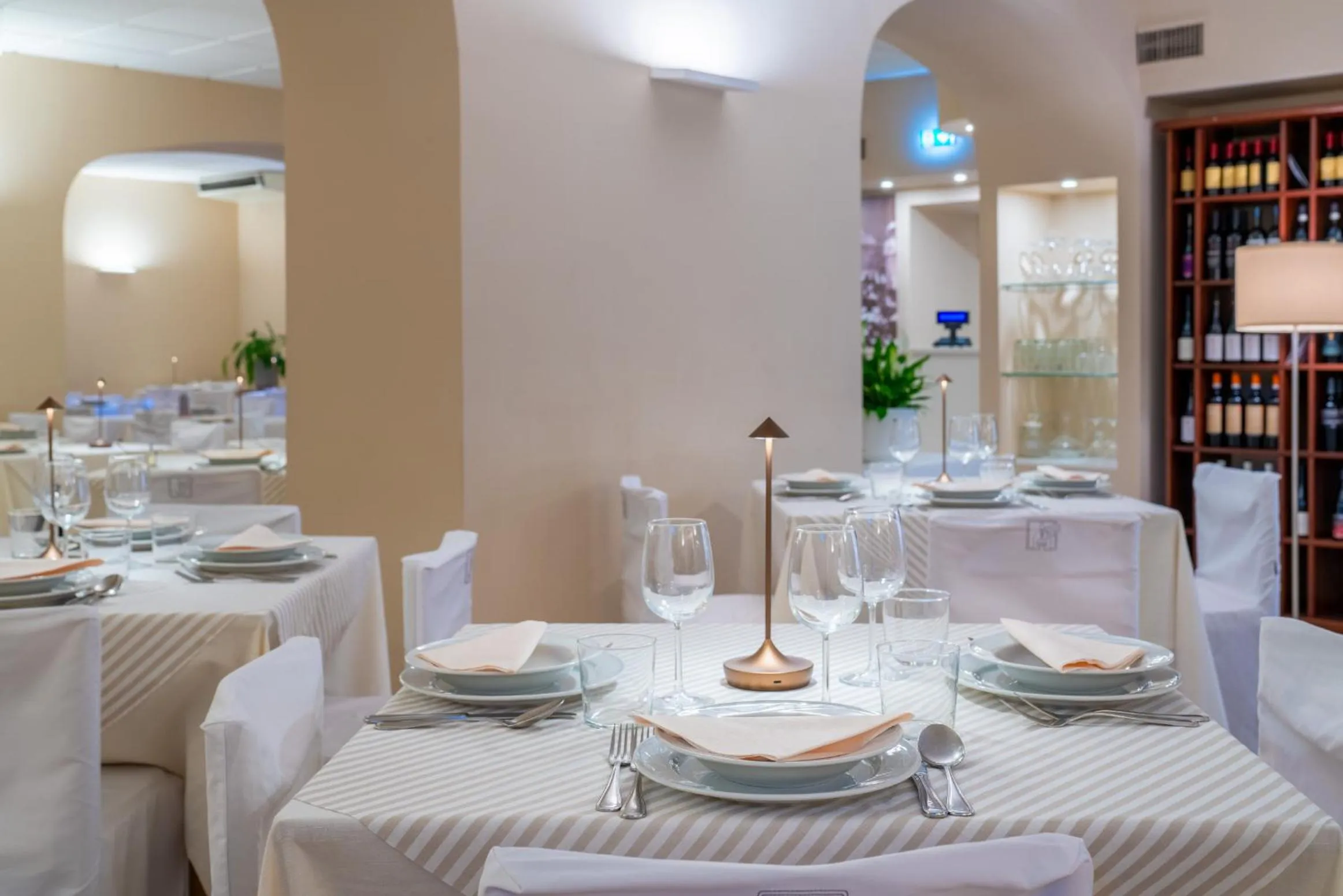 Restaurant/places to eat in Domus Pacis Assisi