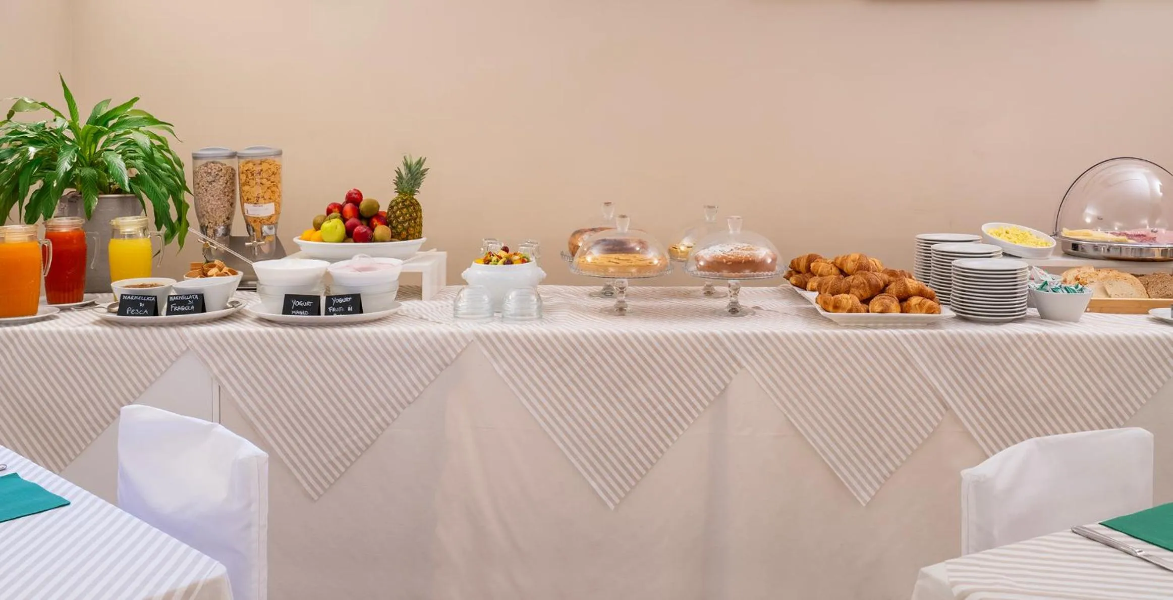 Breakfast in Domus Pacis Assisi