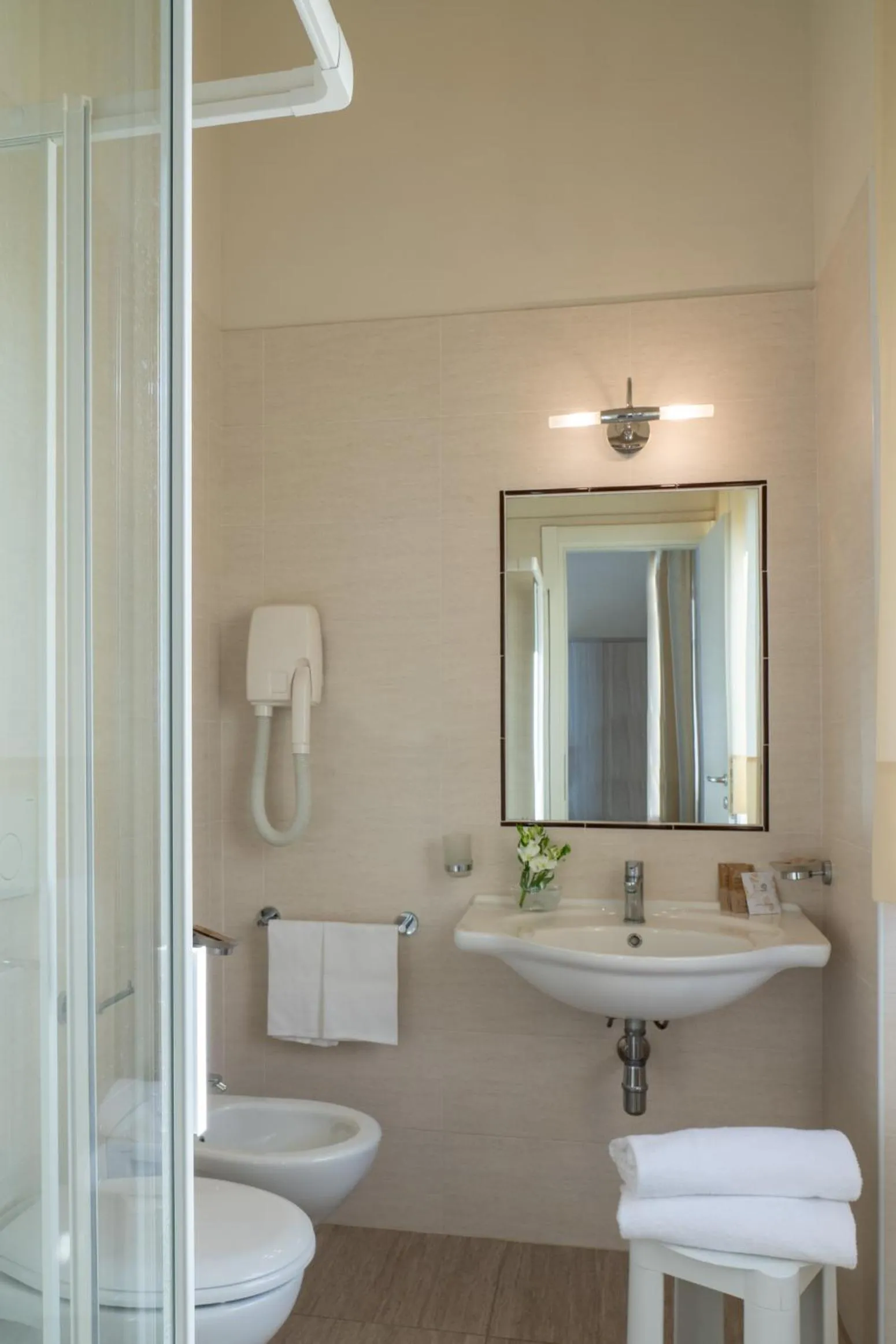 Bathroom in Domus Pacis Assisi