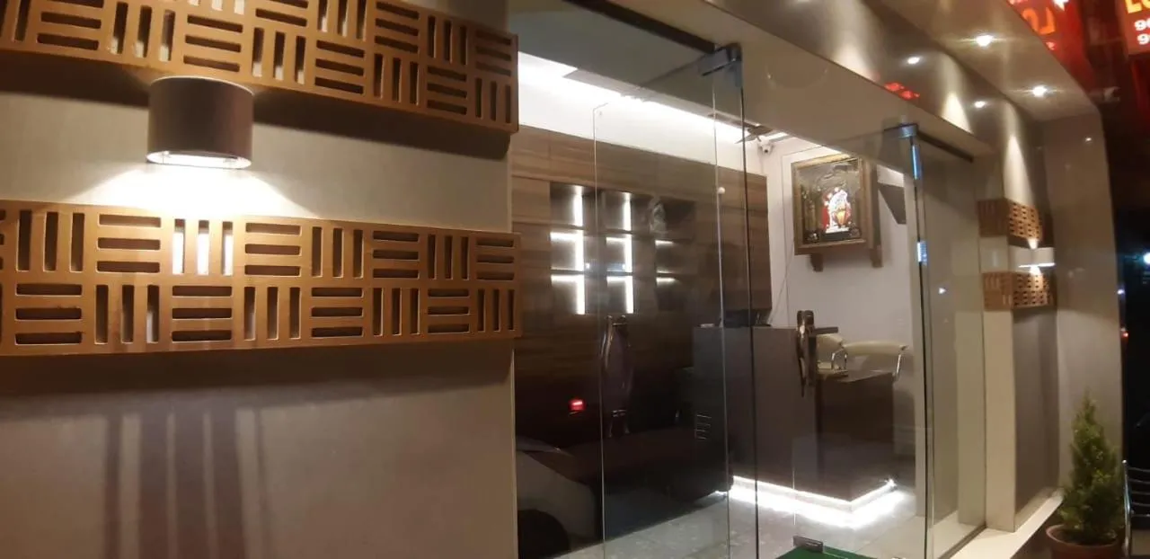 Lobby or reception in Rajhuns Deluxe Lodging