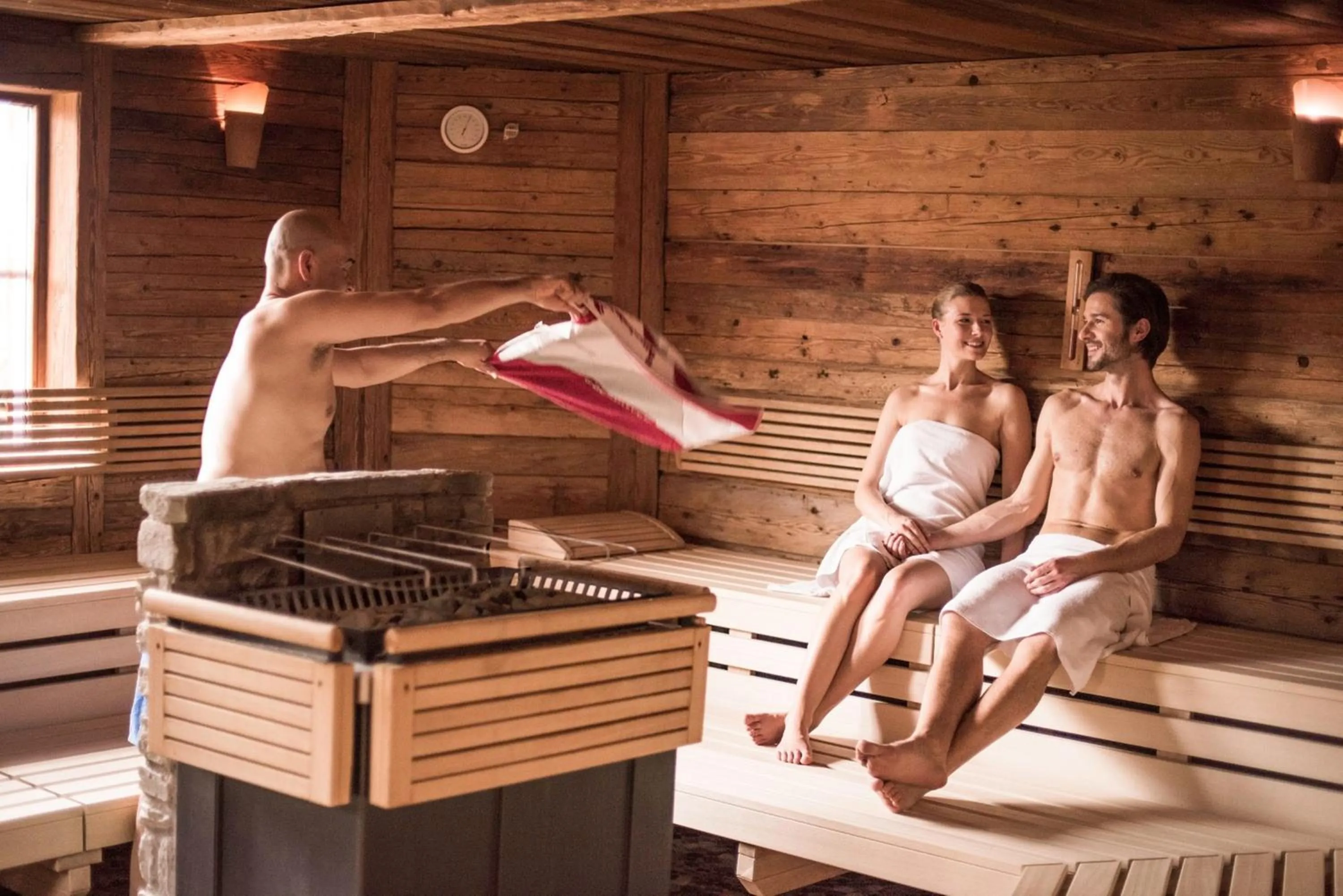 Sauna in Waldhof Fuschlsee Resort