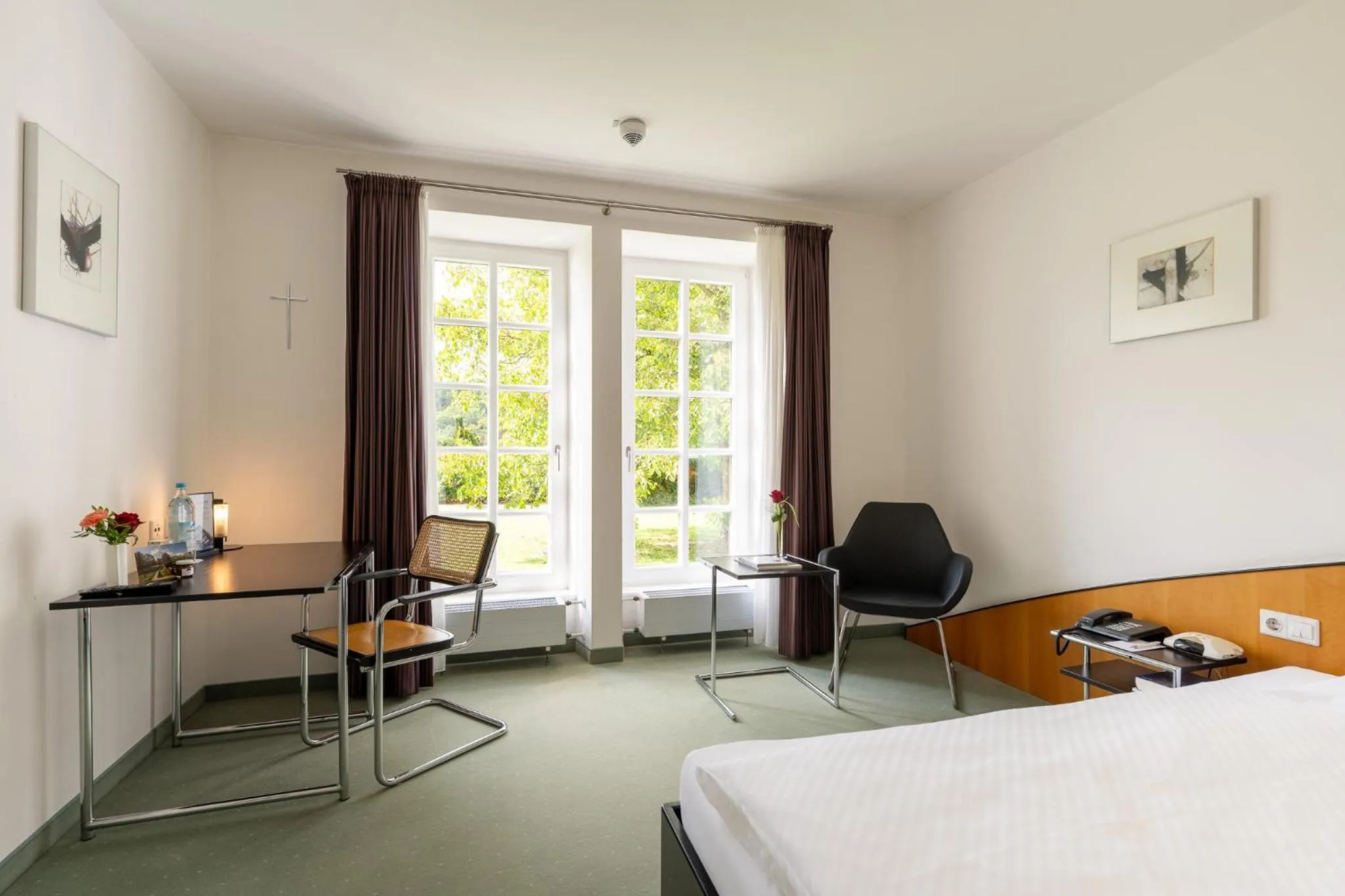 Photo of the whole room, Bed in Schloss Lautrach