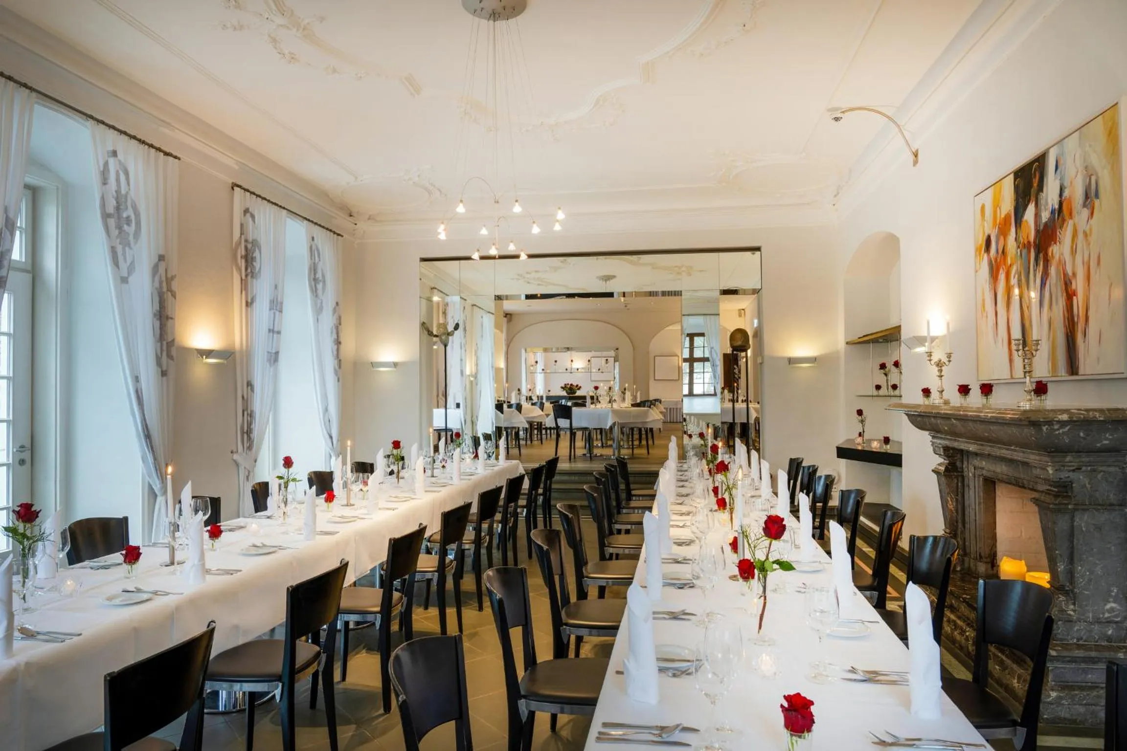 Restaurant/places to eat in Schloss Lautrach