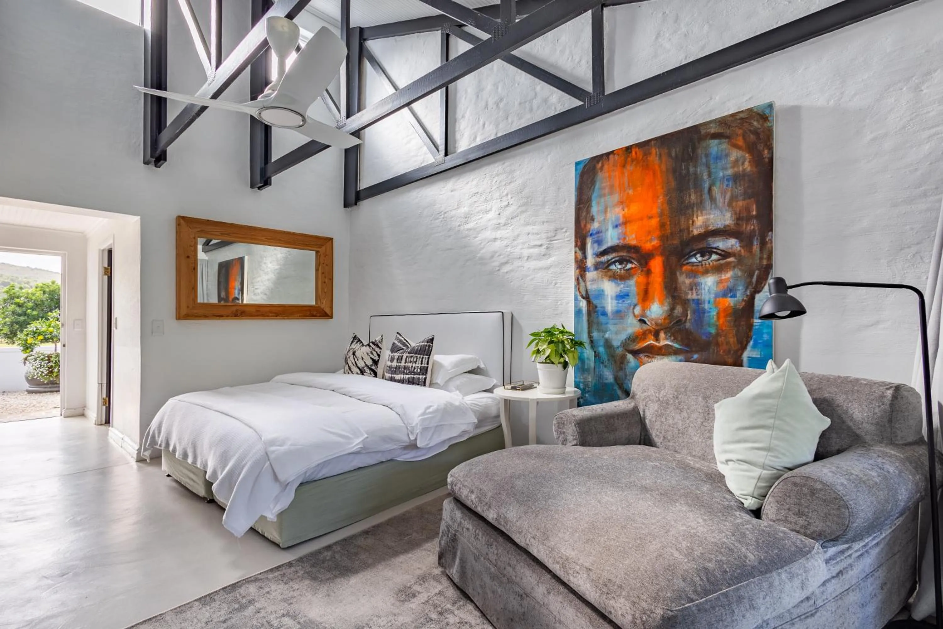 Photo of the whole room, Bed in Bitou River Lodge