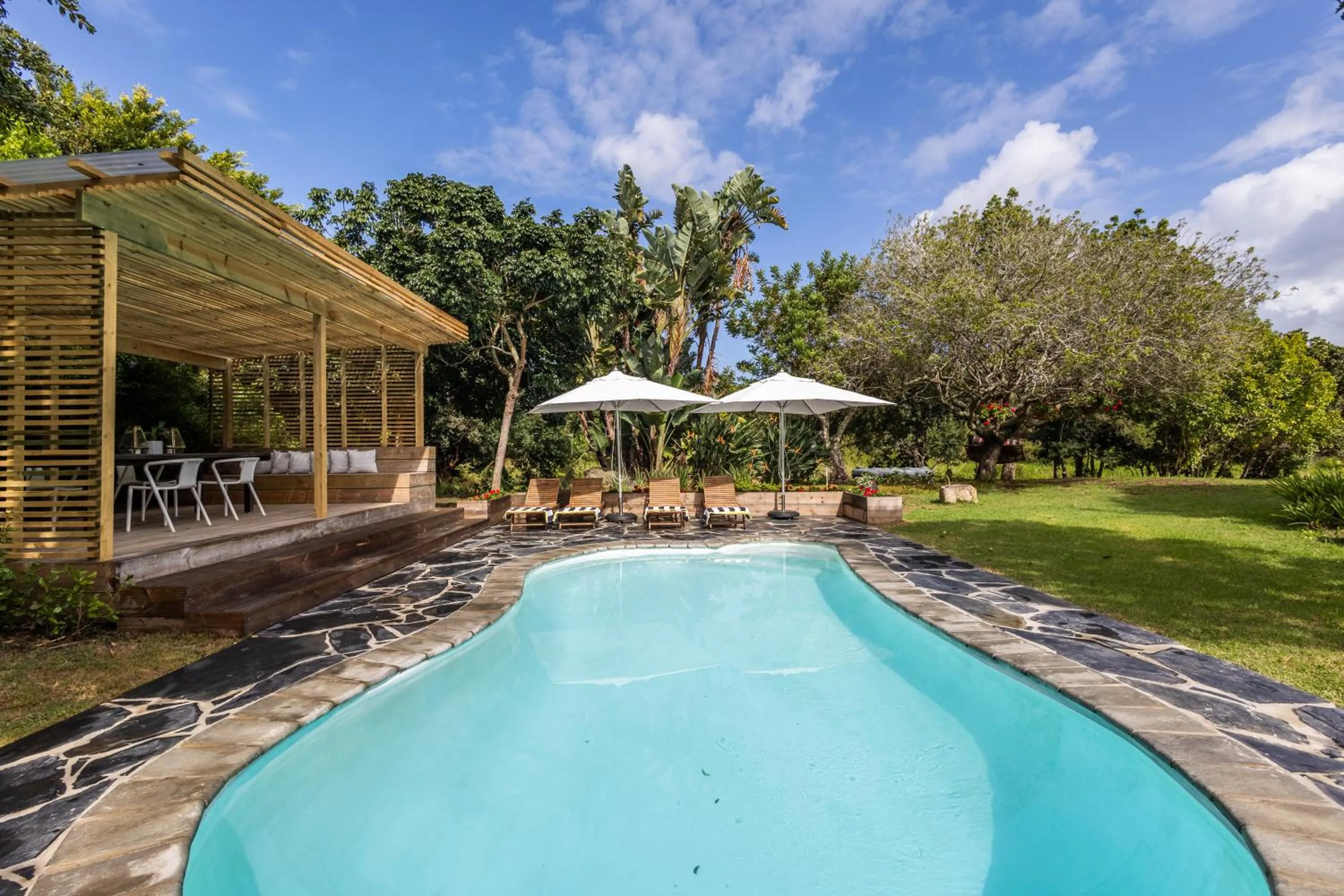 Garden view in Bitou River Lodge