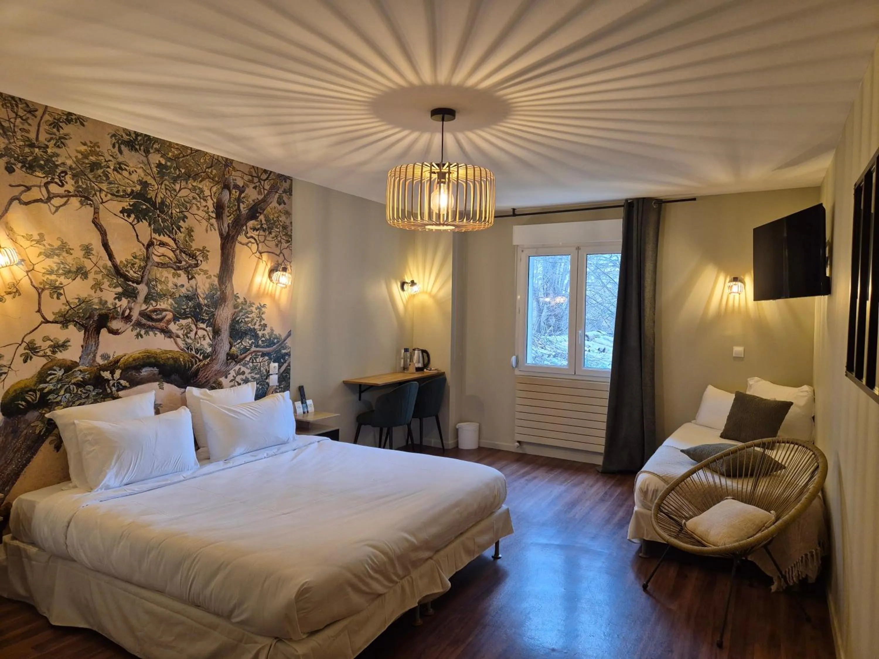 Bedroom, Bed in Logis Hôtel Restaurant Les Norias