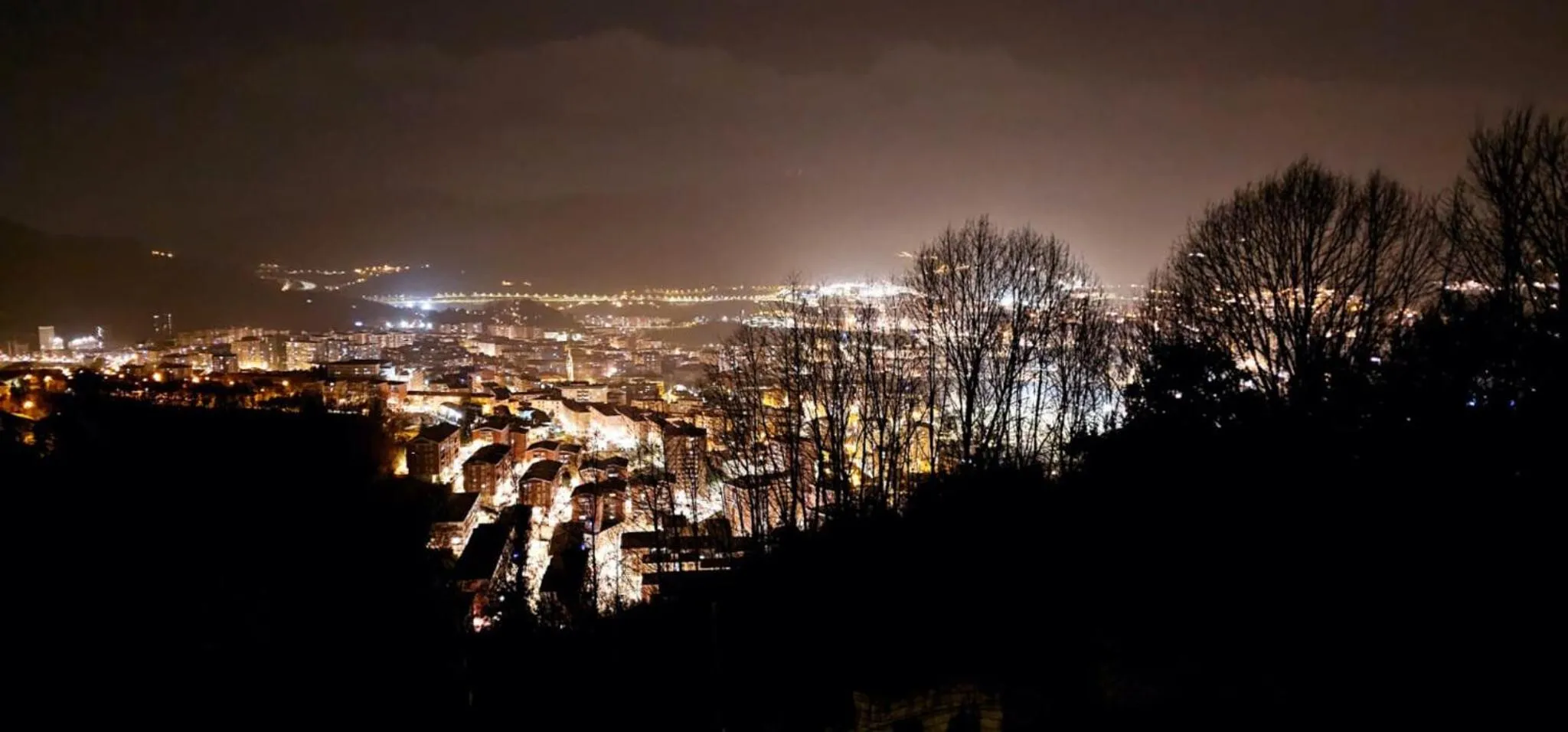 Night in Hotel Artxanda Bilbao, Parking Gratuito en el Exterior Junto al Hotel