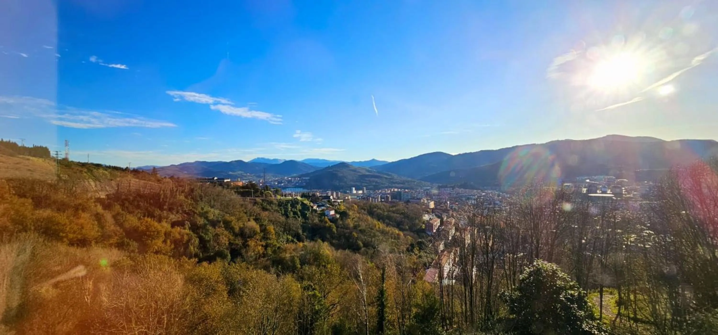 Day in Hotel Artxanda Bilbao, Parking Gratuito en el Exterior Junto al Hotel