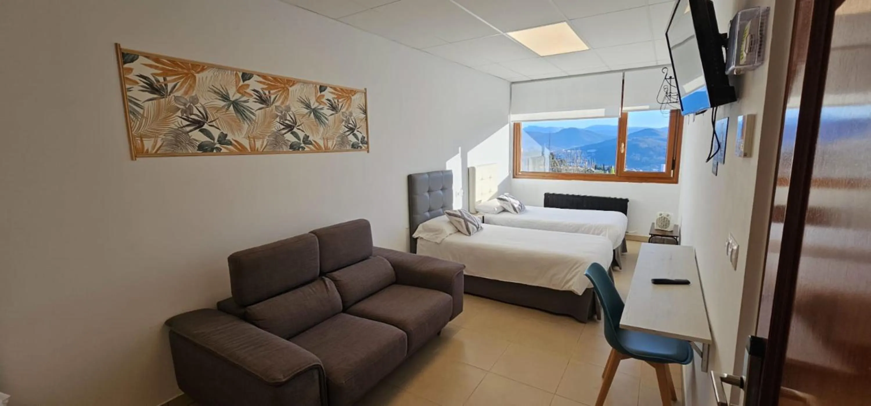 Bed in Hotel Artxanda Bilbao, Parking Gratuito en el Exterior Junto al Hotel