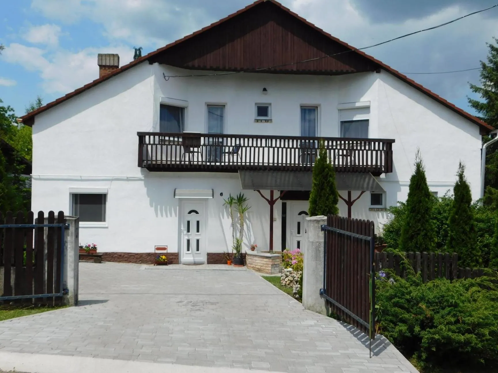 Property building in Fenyő Vendégház