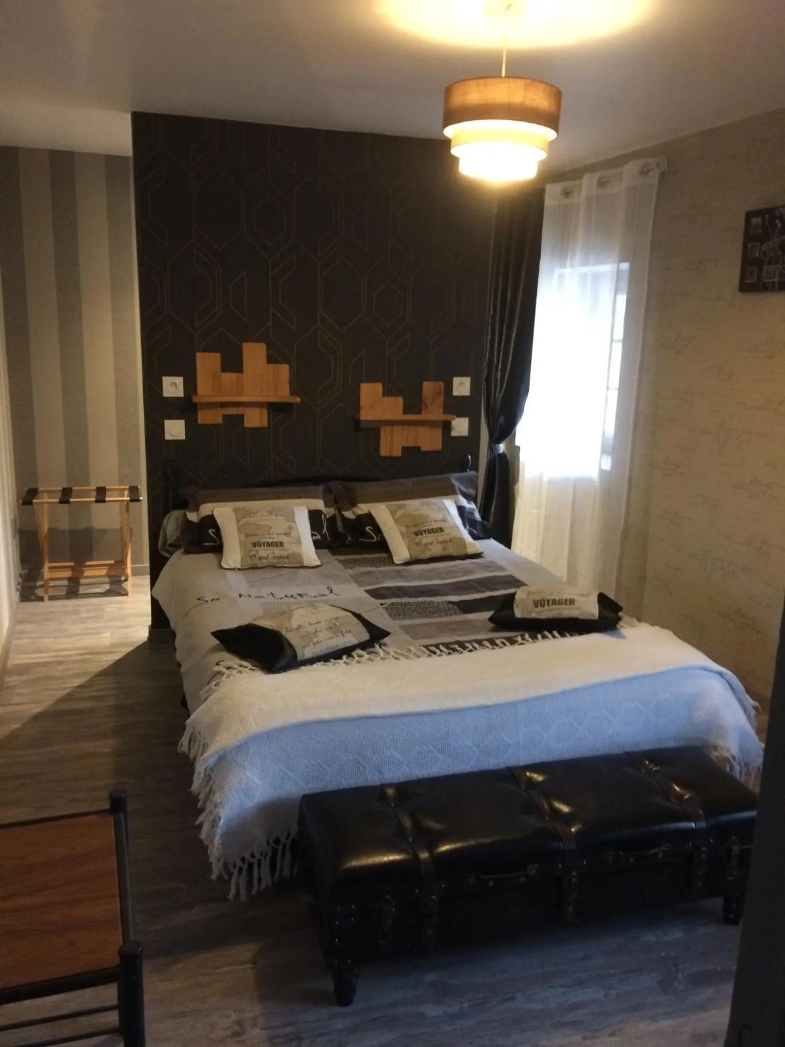 Photo of the whole room, Bed in Chambres d'Hôtes LES VERGERS DE LOUISE