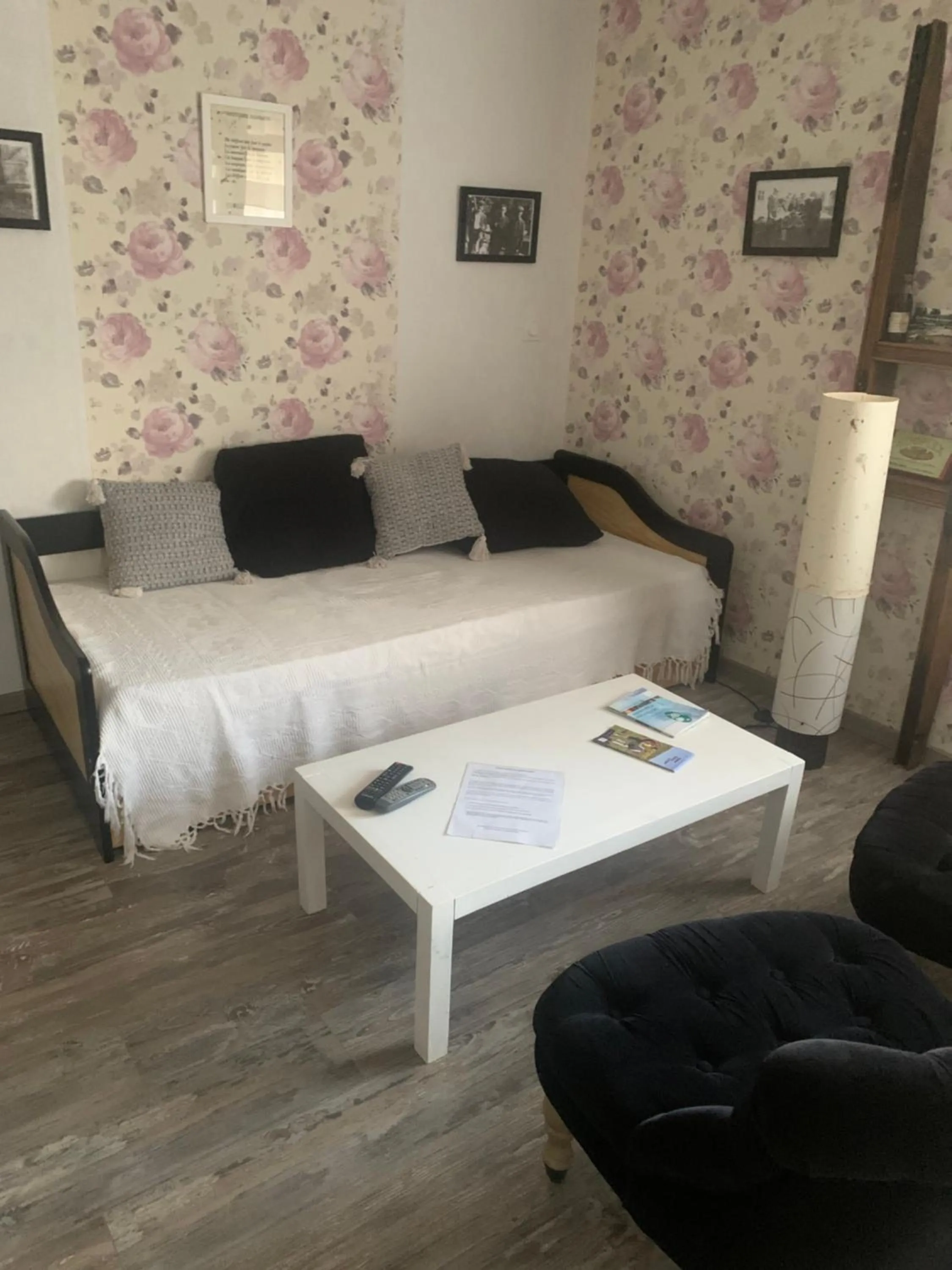 Bed in Chambres d'Hôtes LES VERGERS DE LOUISE