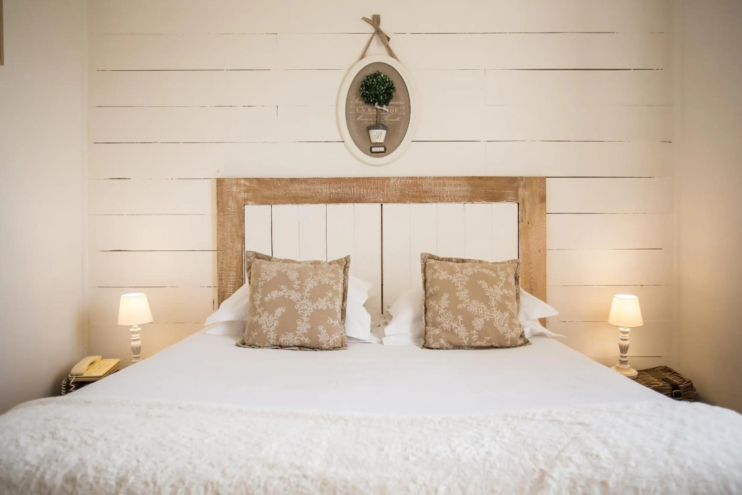 Photo of the whole room, Bed in La Regalido