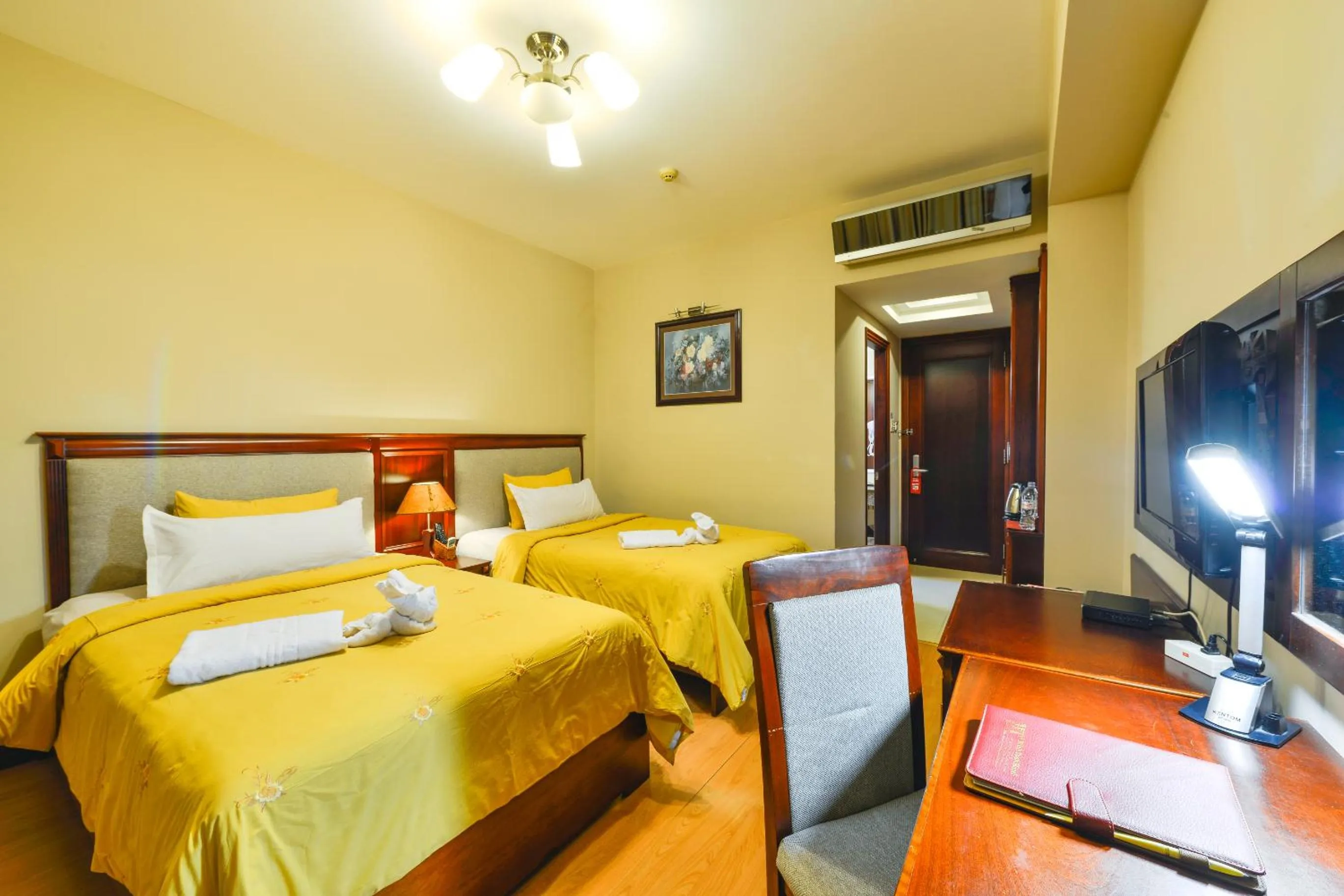 Photo of the whole room in Minh Toan Athena Hotel