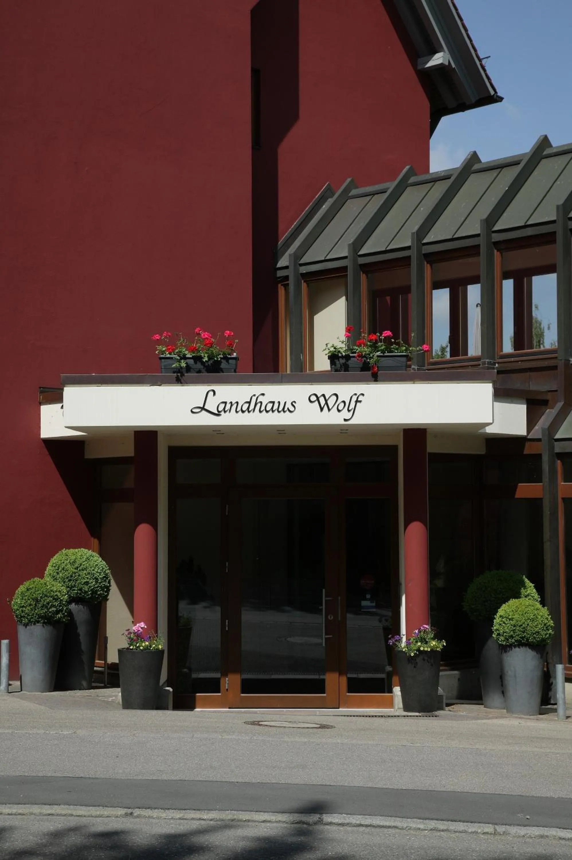 Facade/entrance in Landhaus Wolf - wir freuen uns
