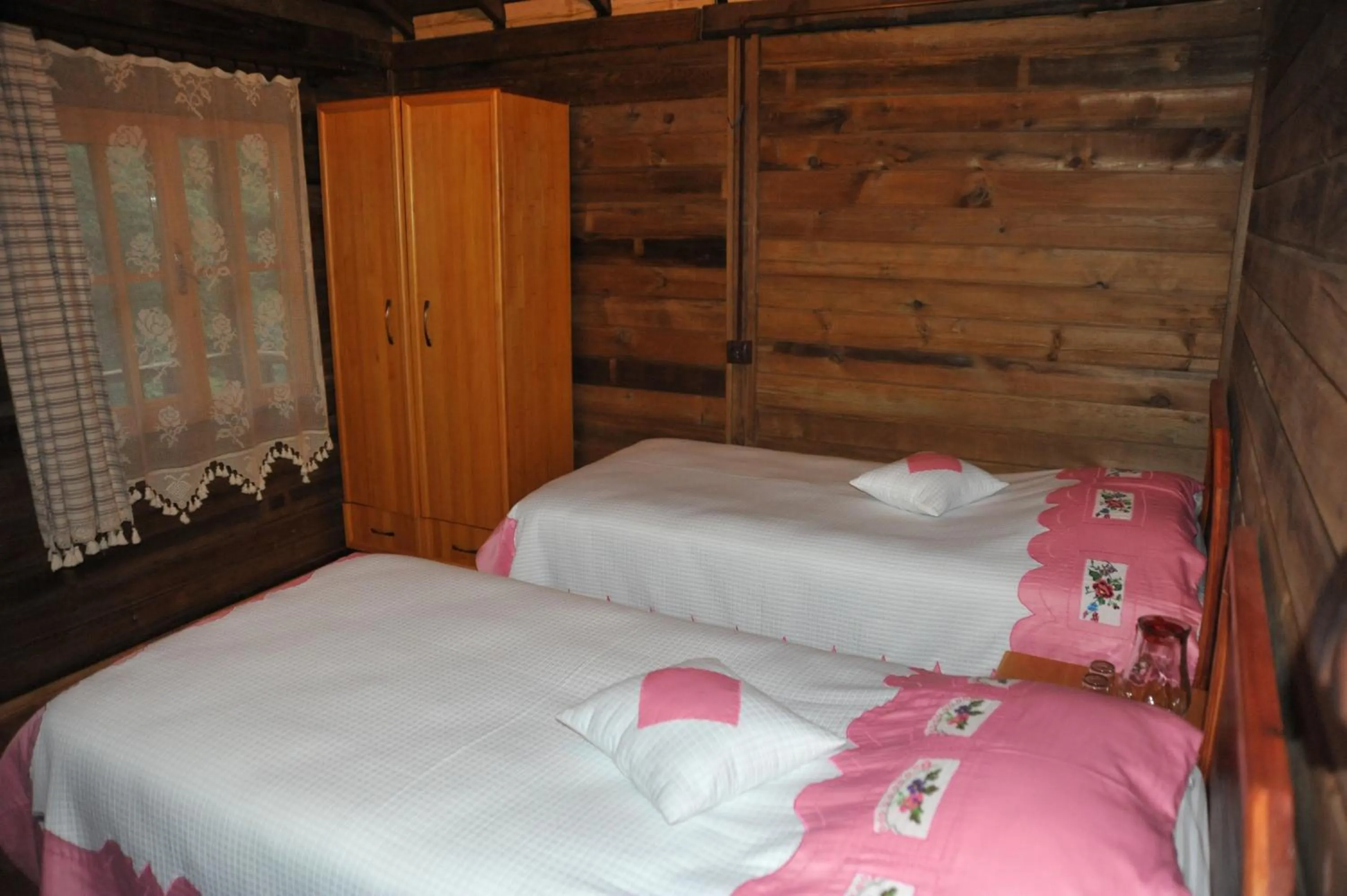 Bedroom, Bed in Mencuna Konaklari