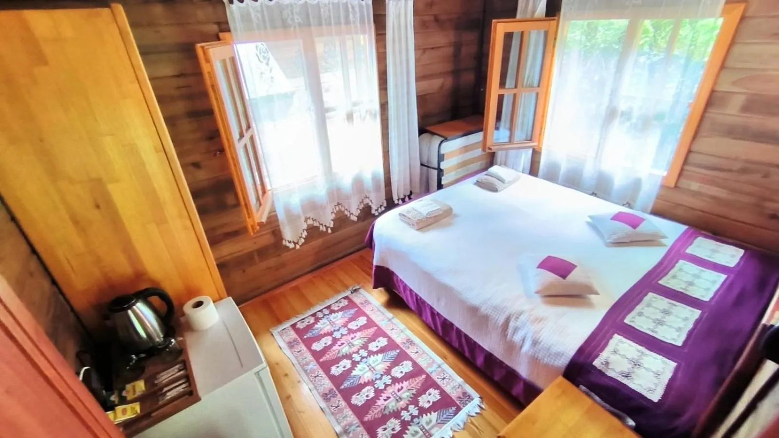 Bedroom, Bed in Mencuna Konaklari