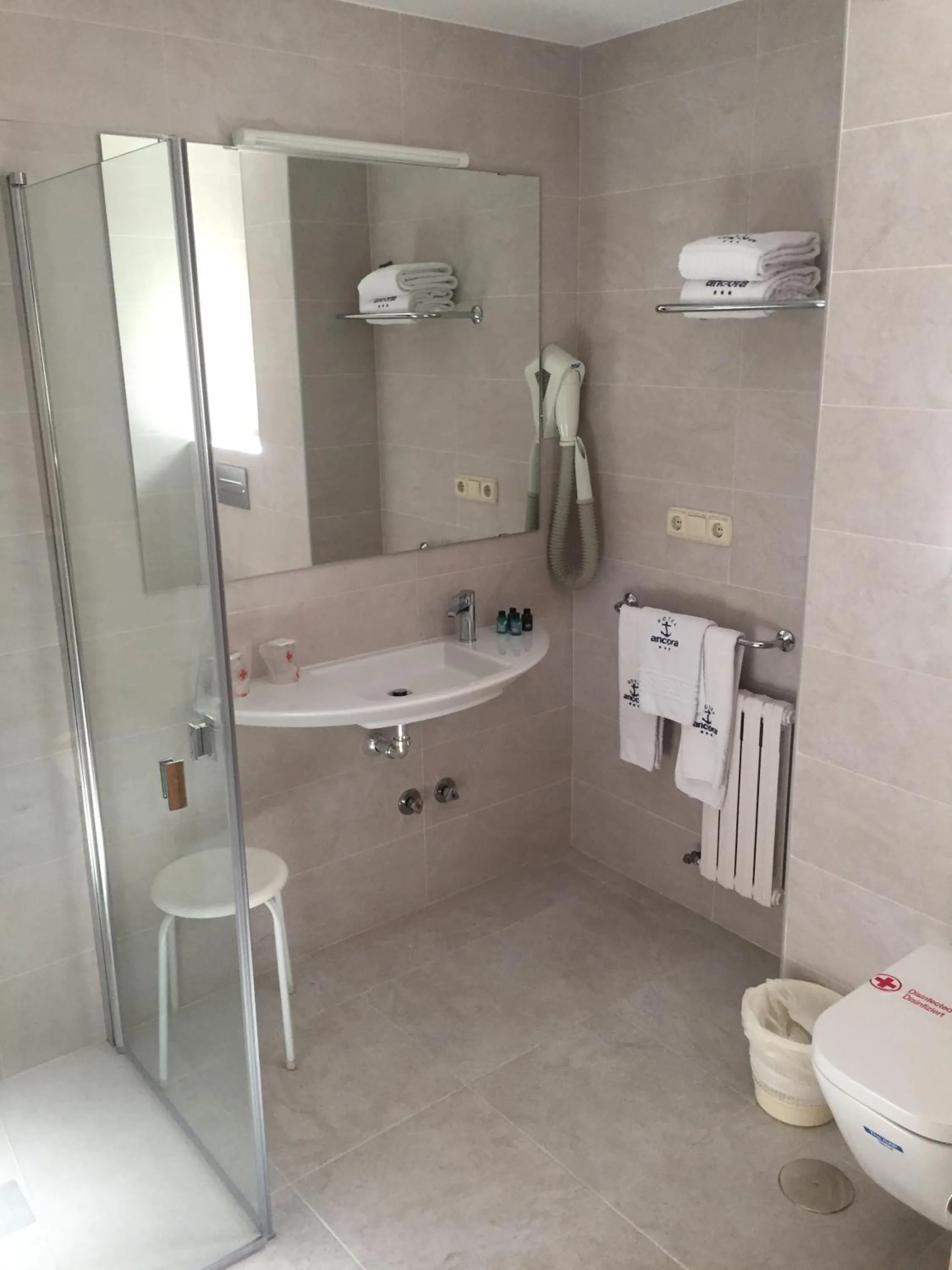 Bathroom in Hotel Ancora SANXENXO